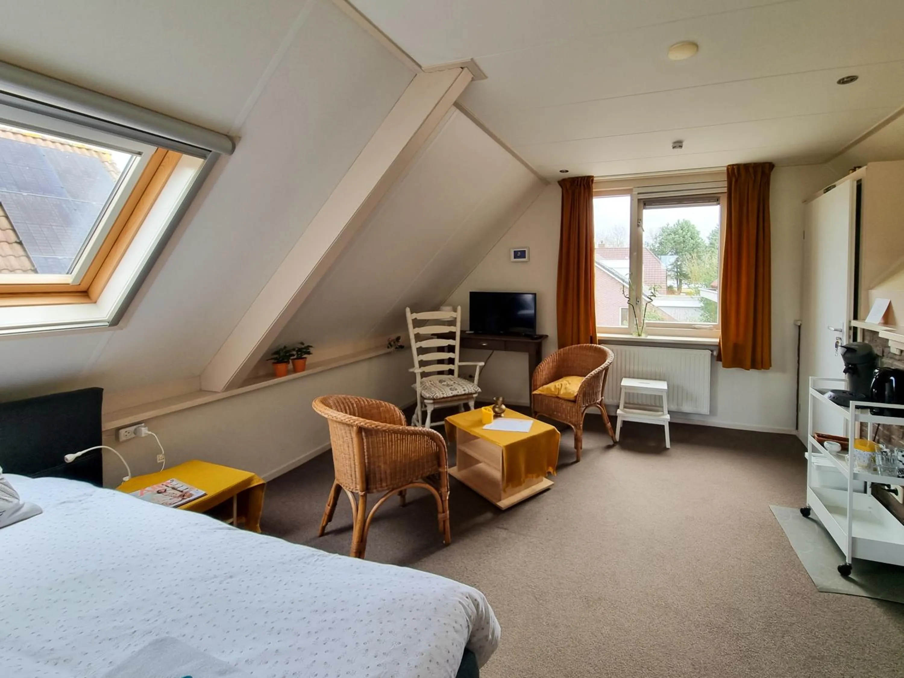 TV and multimedia, Bed in B&B overnachting de Margriet