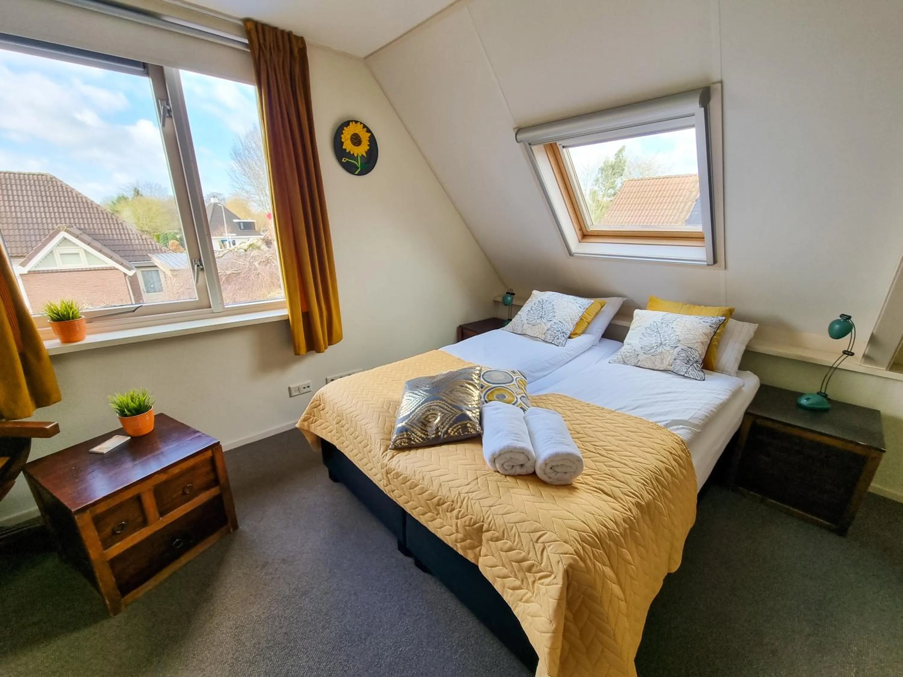 Bedroom, Bed in B&B overnachting de Margriet