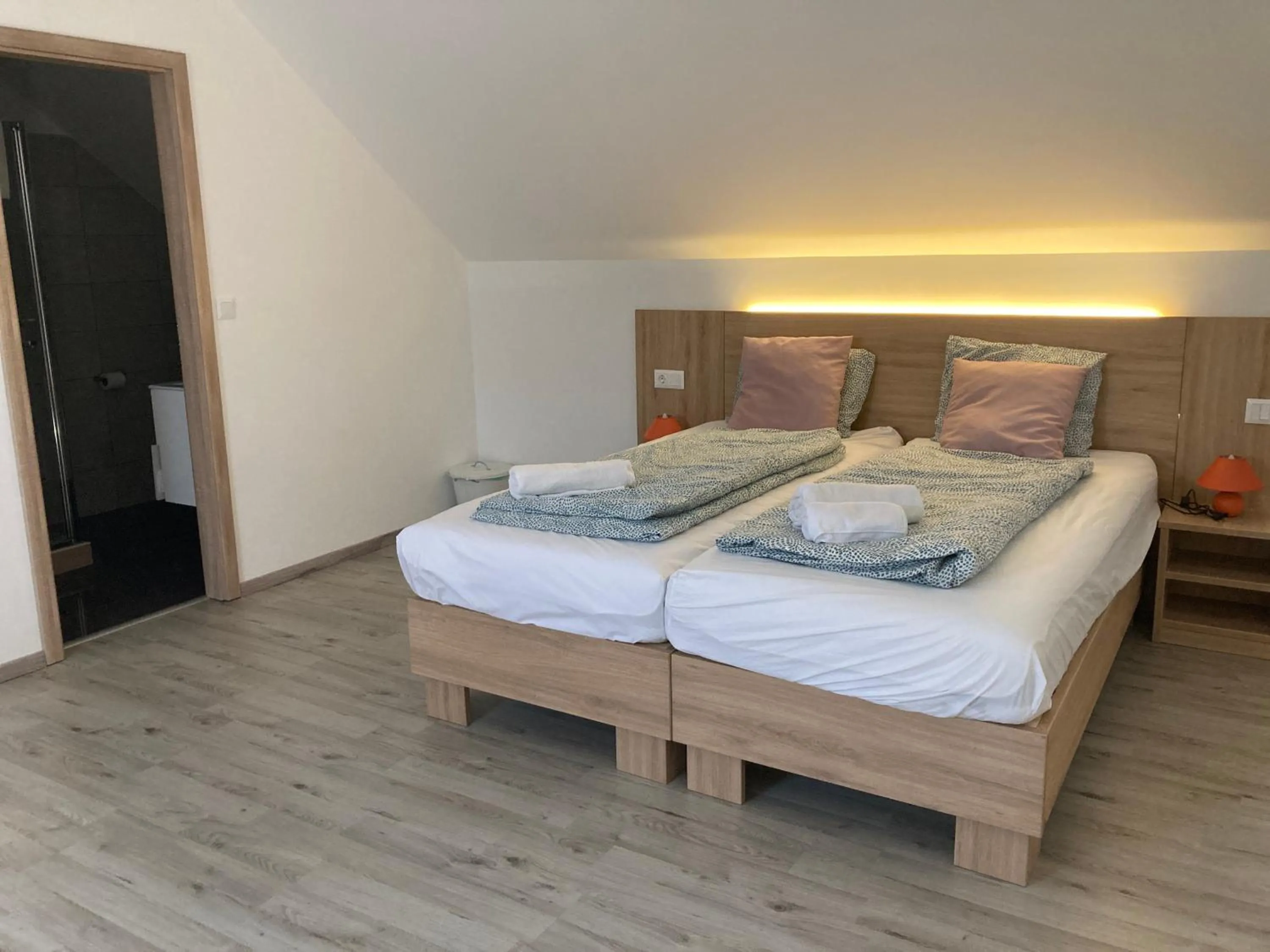 Bed in Platán Panzió