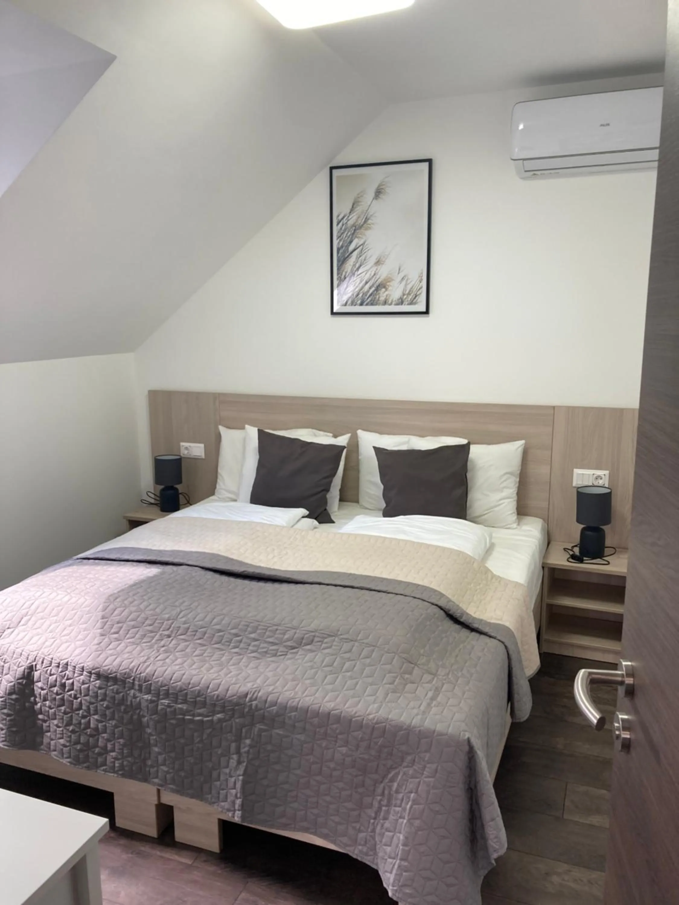 Bed in Platán Panzió