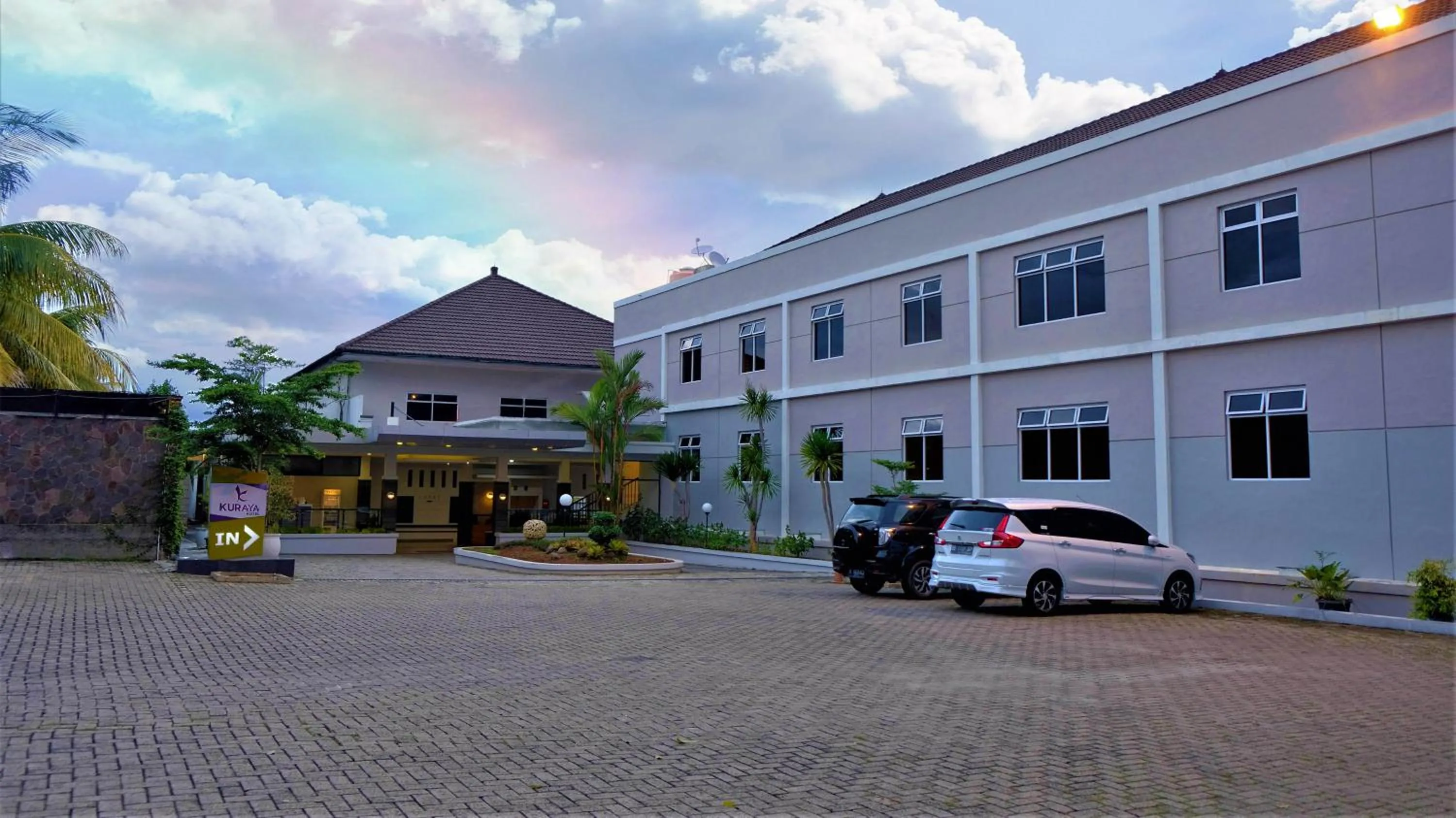 Facade/entrance in Kuraya Hotel Residence