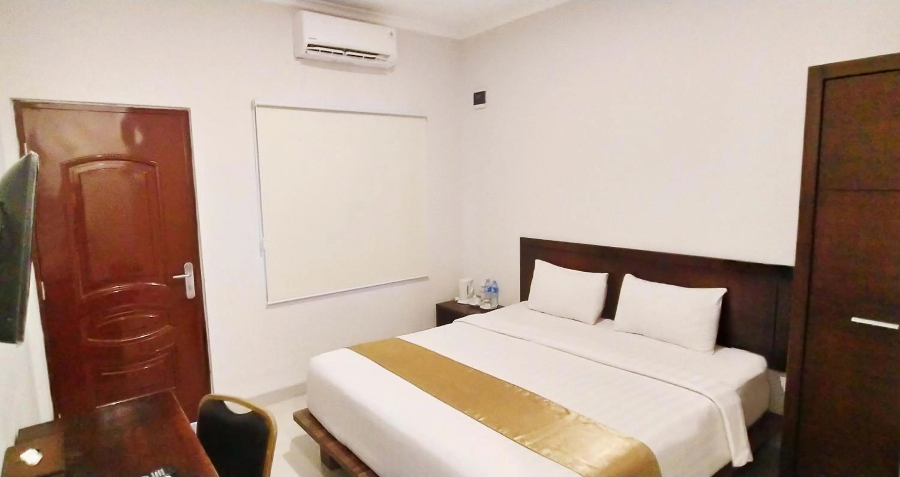 TV and multimedia, Bed in Kuraya Hotel Residence