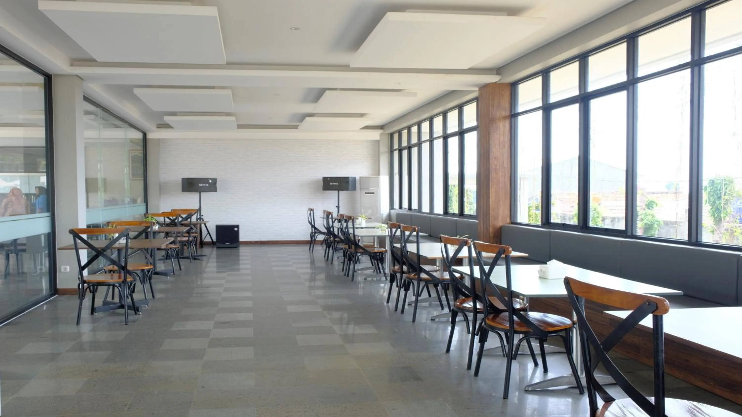 Buffet breakfast in Kuraya Hotel Residence