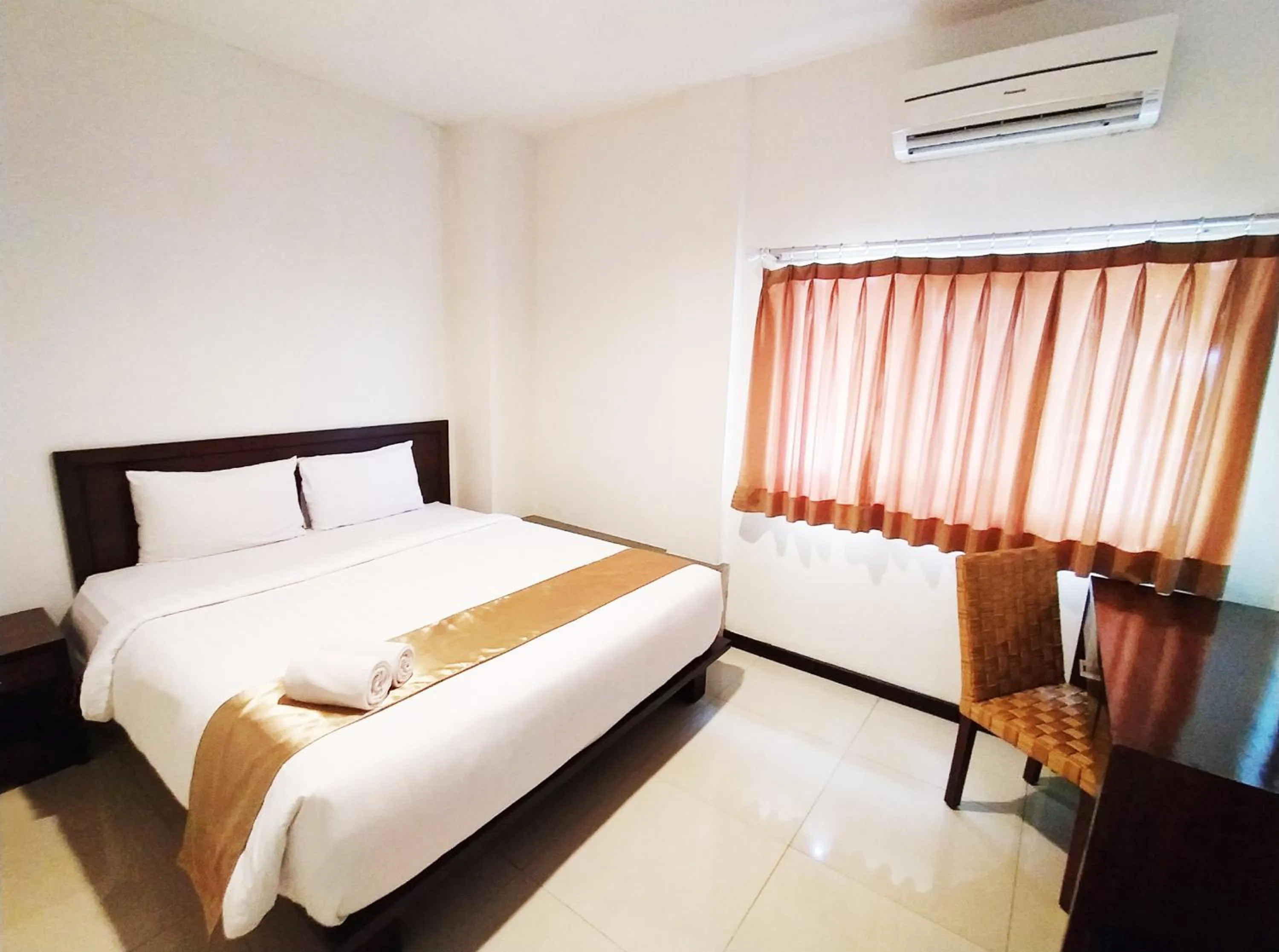 Bedroom, Bed in Kuraya Hotel Residence