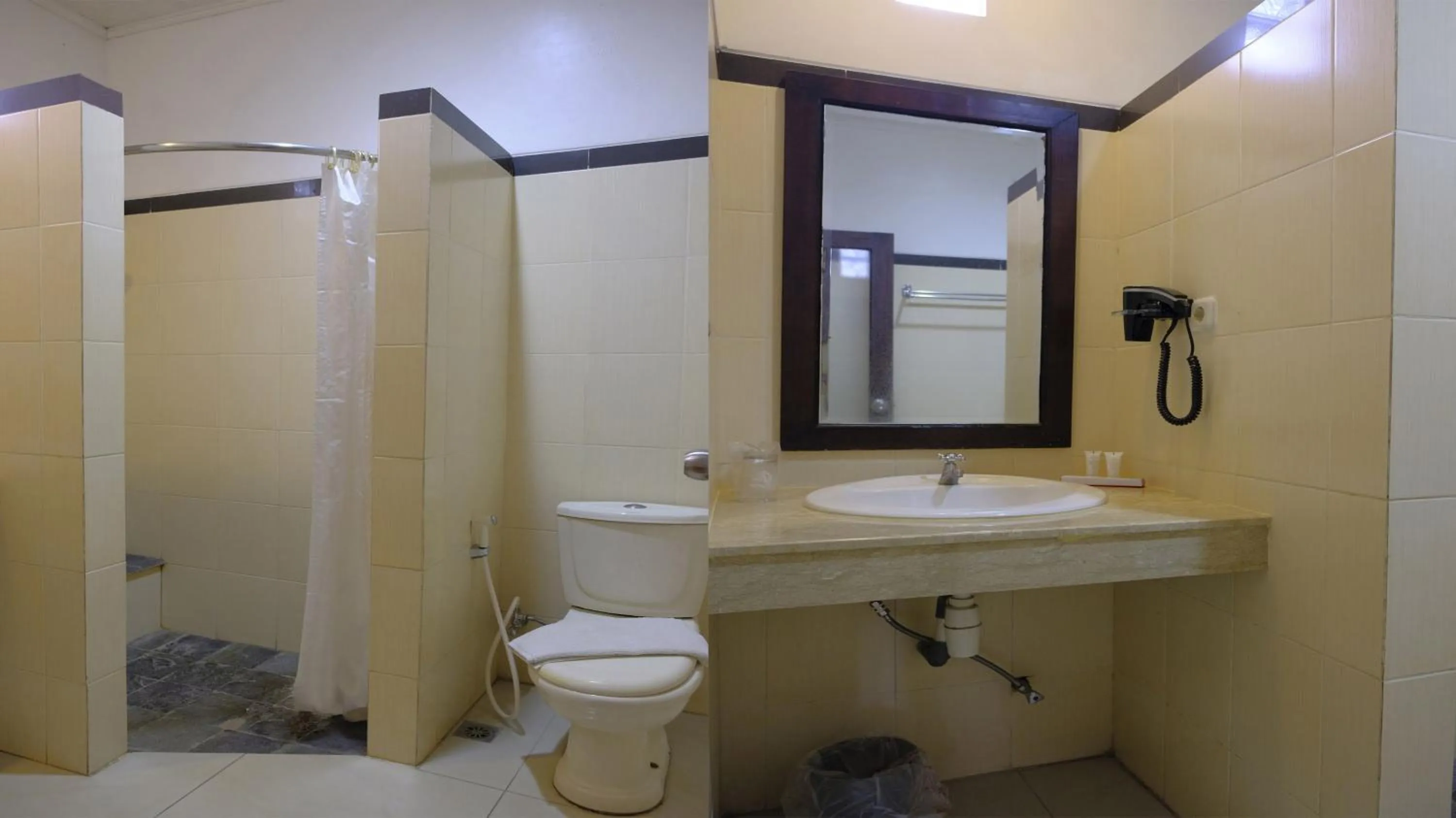 Bathroom in Kuraya Hotel Residence