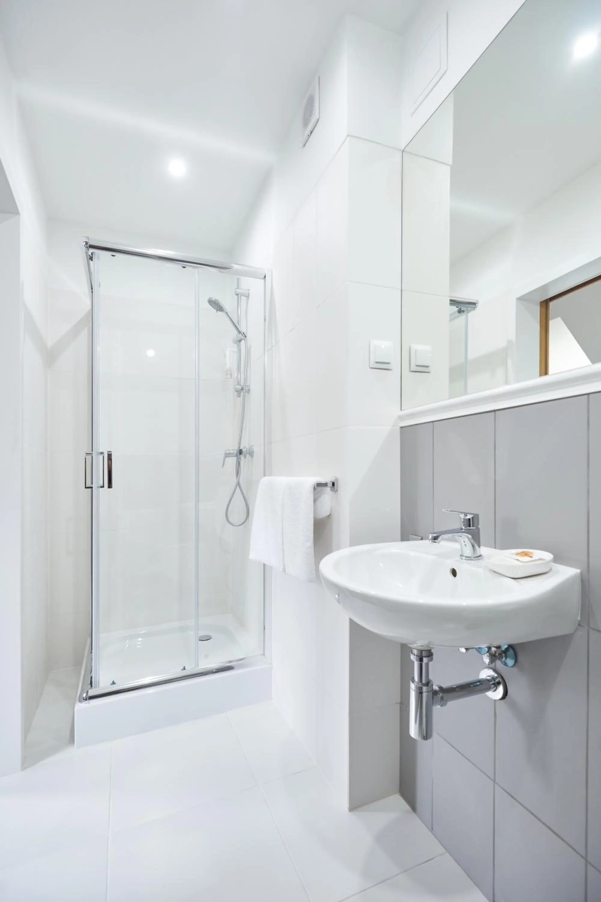 Shower in Apartamenty Klasztorna 25