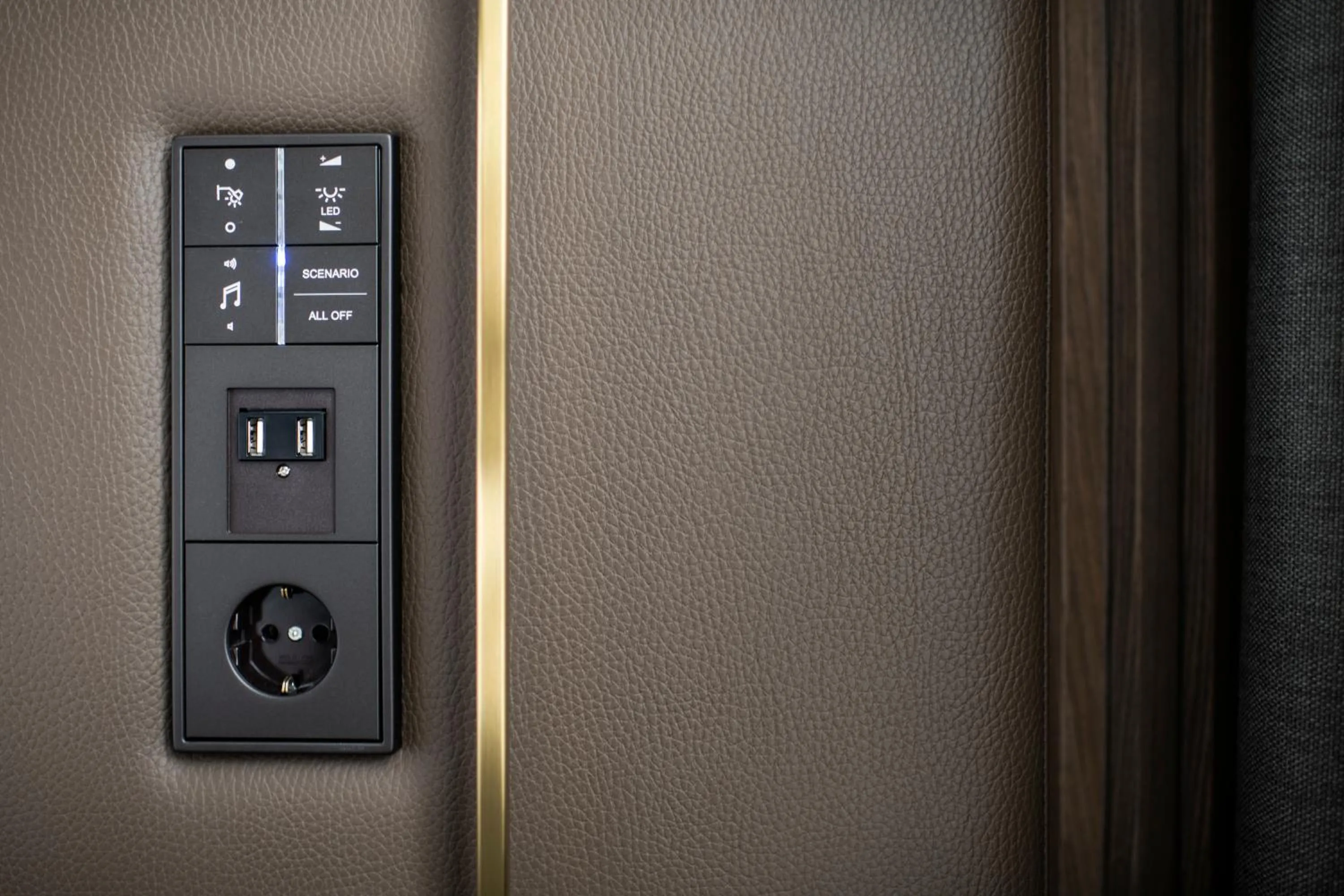 TV and multimedia in Amberton Green SPA Druskininkai