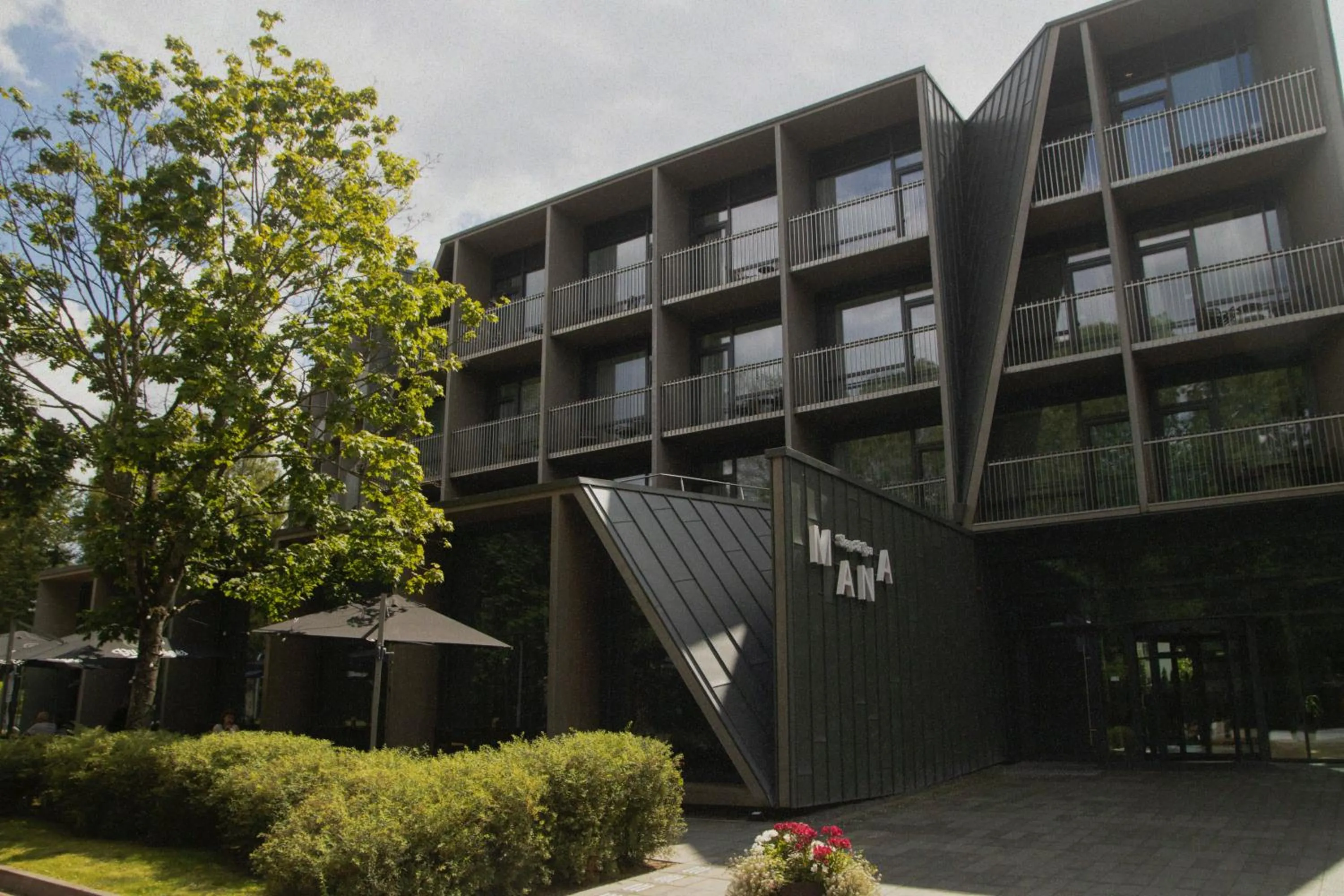 Property building in Mana Sleep & Spa