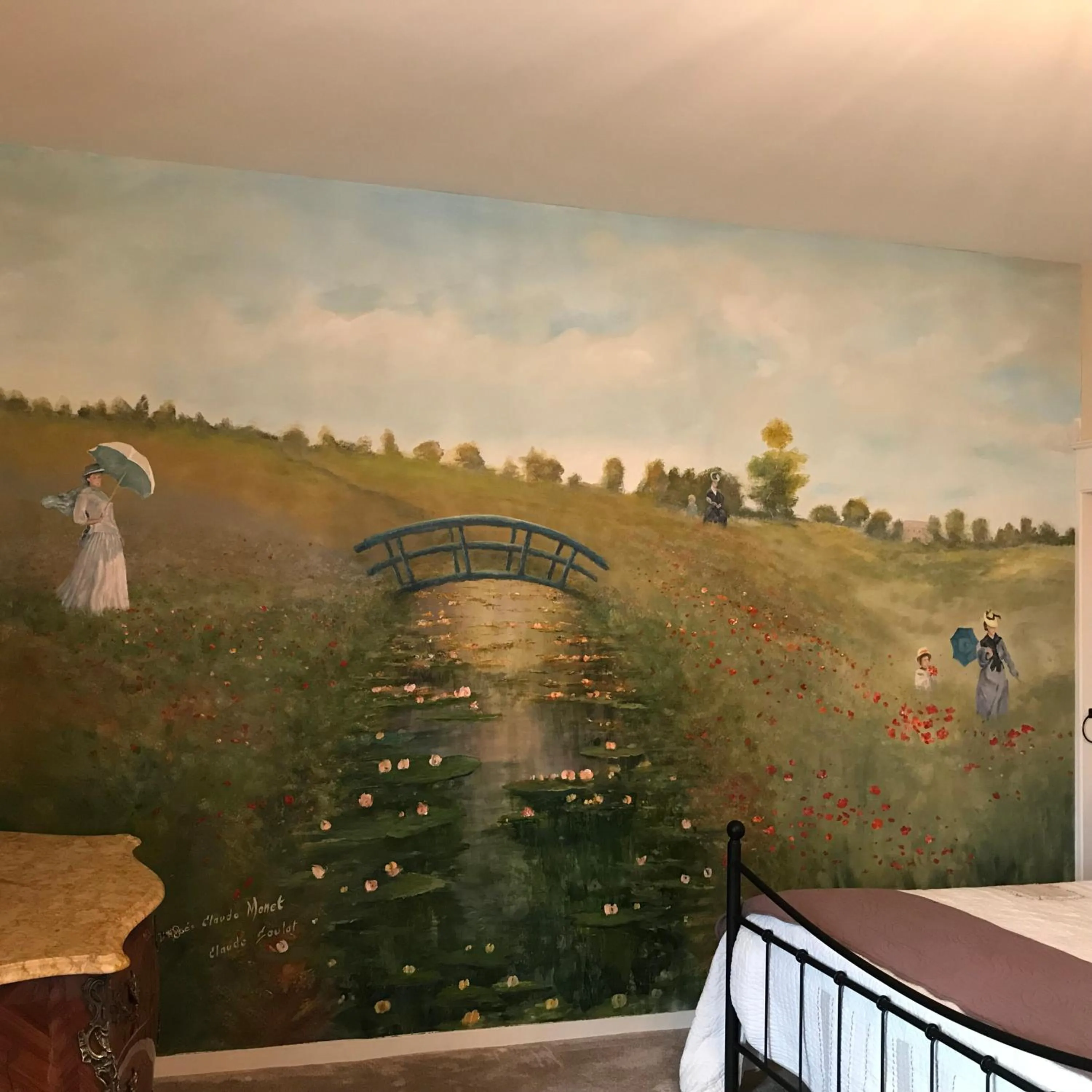 Decorative detail in Le Clos de La Muse