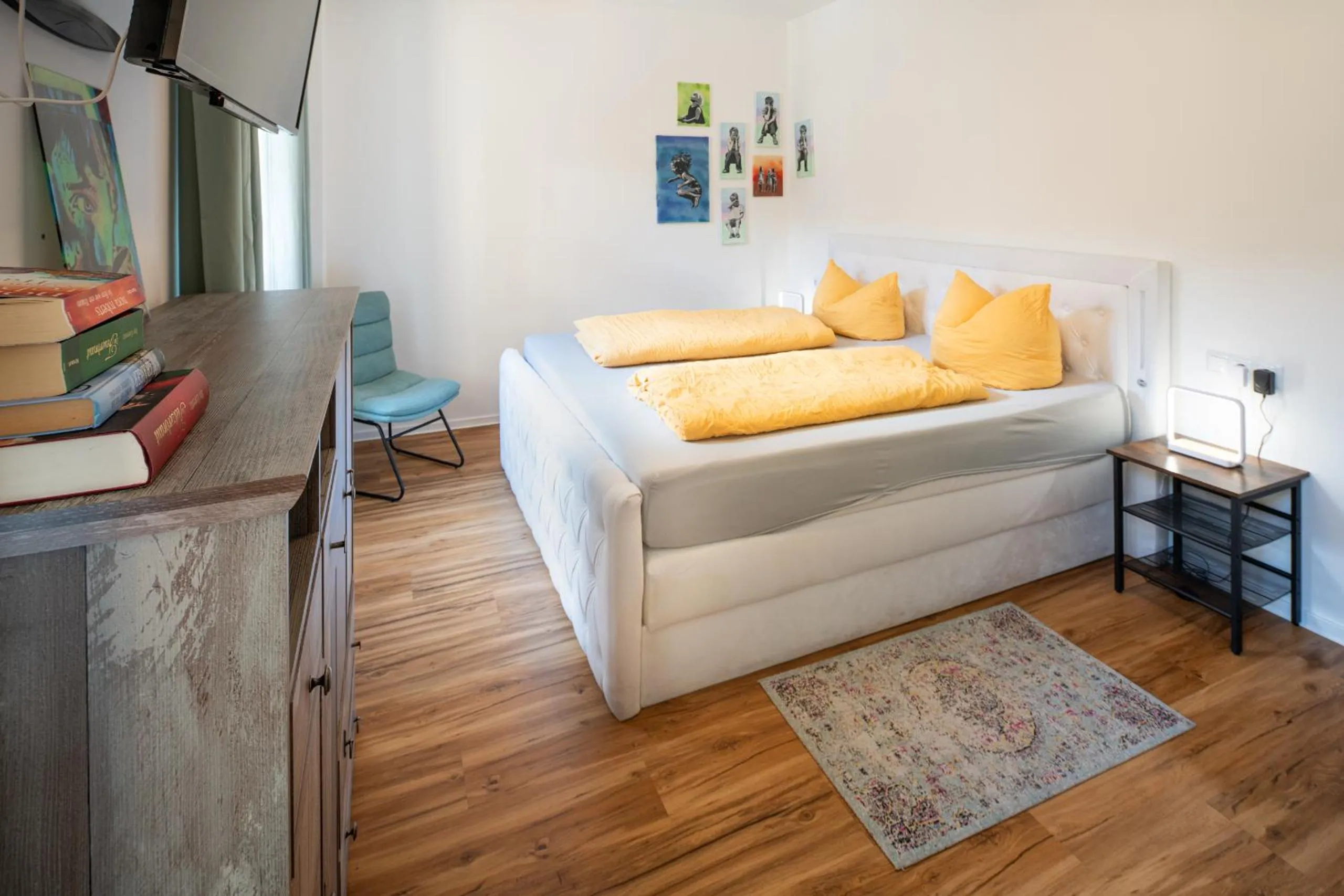 Photo of the whole room, Bed in Gwuni B&B