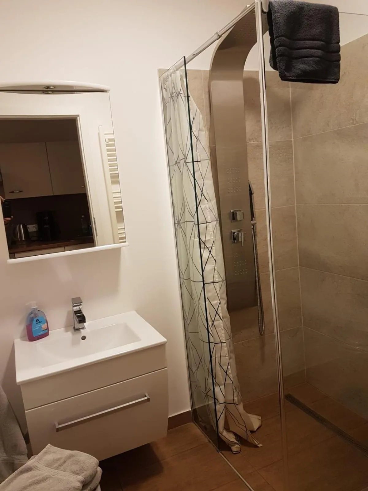 Bathroom in Gwuni B&B