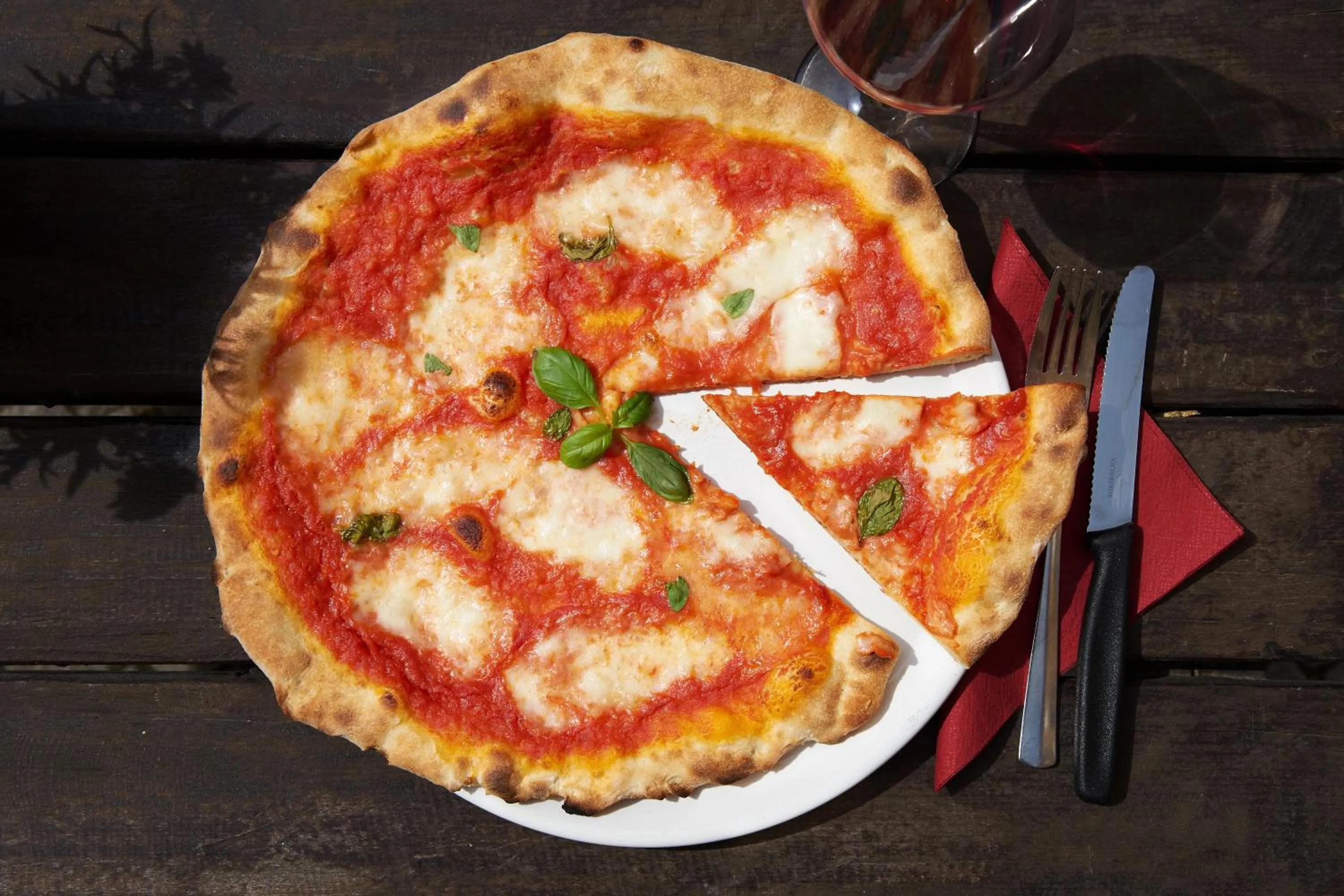 Restaurant/places to eat in Gwuni B&B