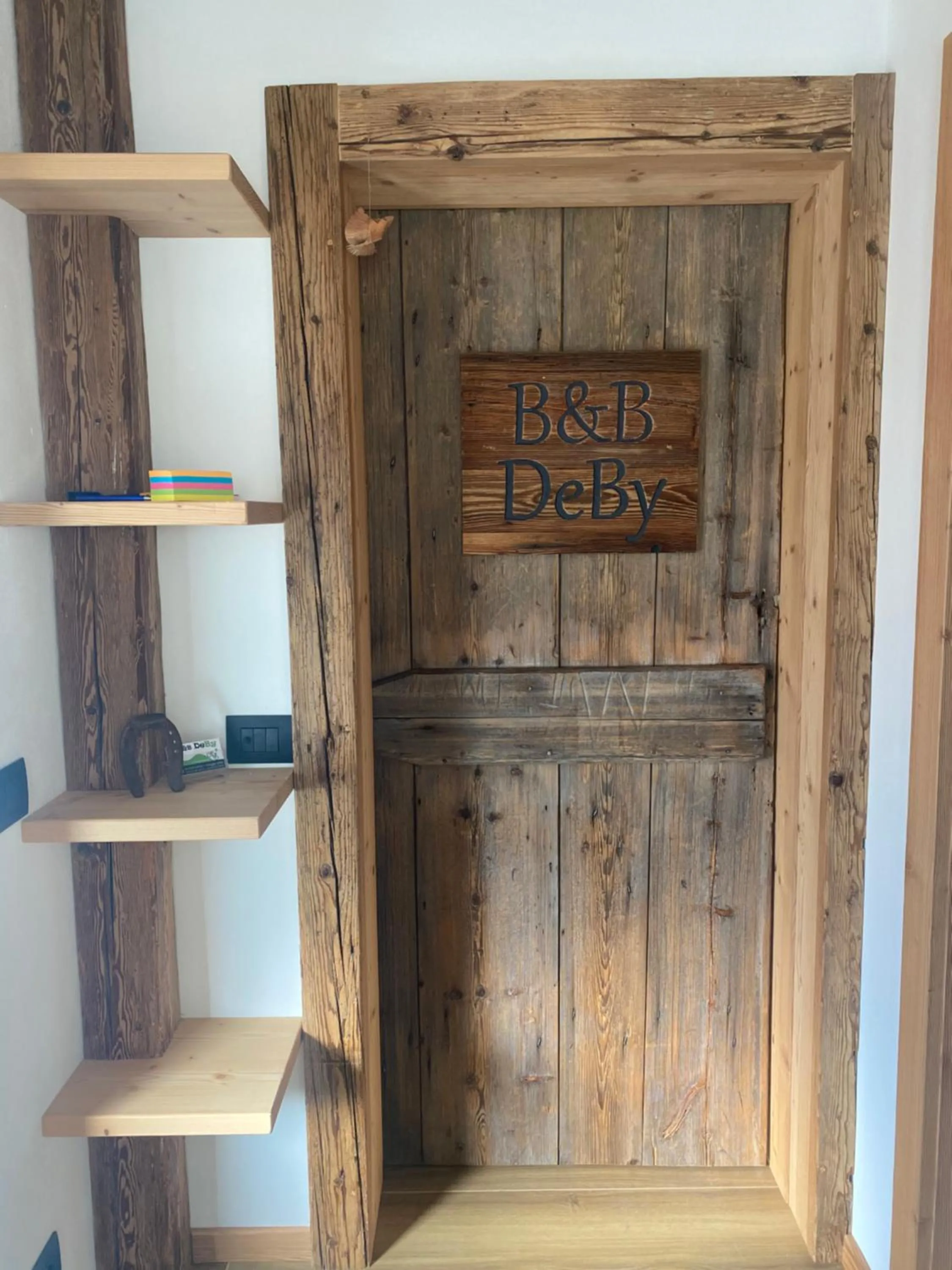 Facade/entrance in B&B DeBy & E-Bike Rental