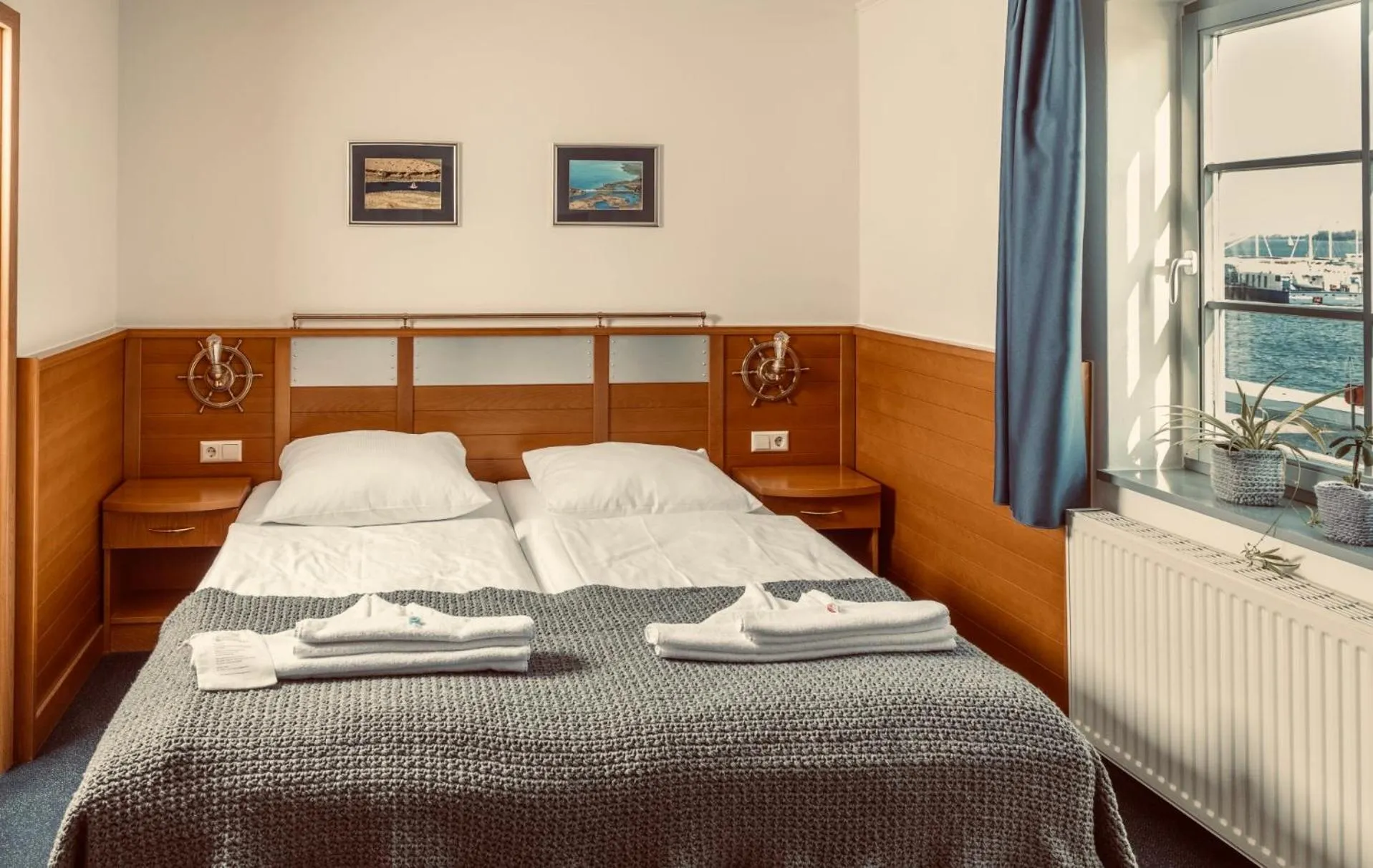 Bed in Hiddenseer Hotel