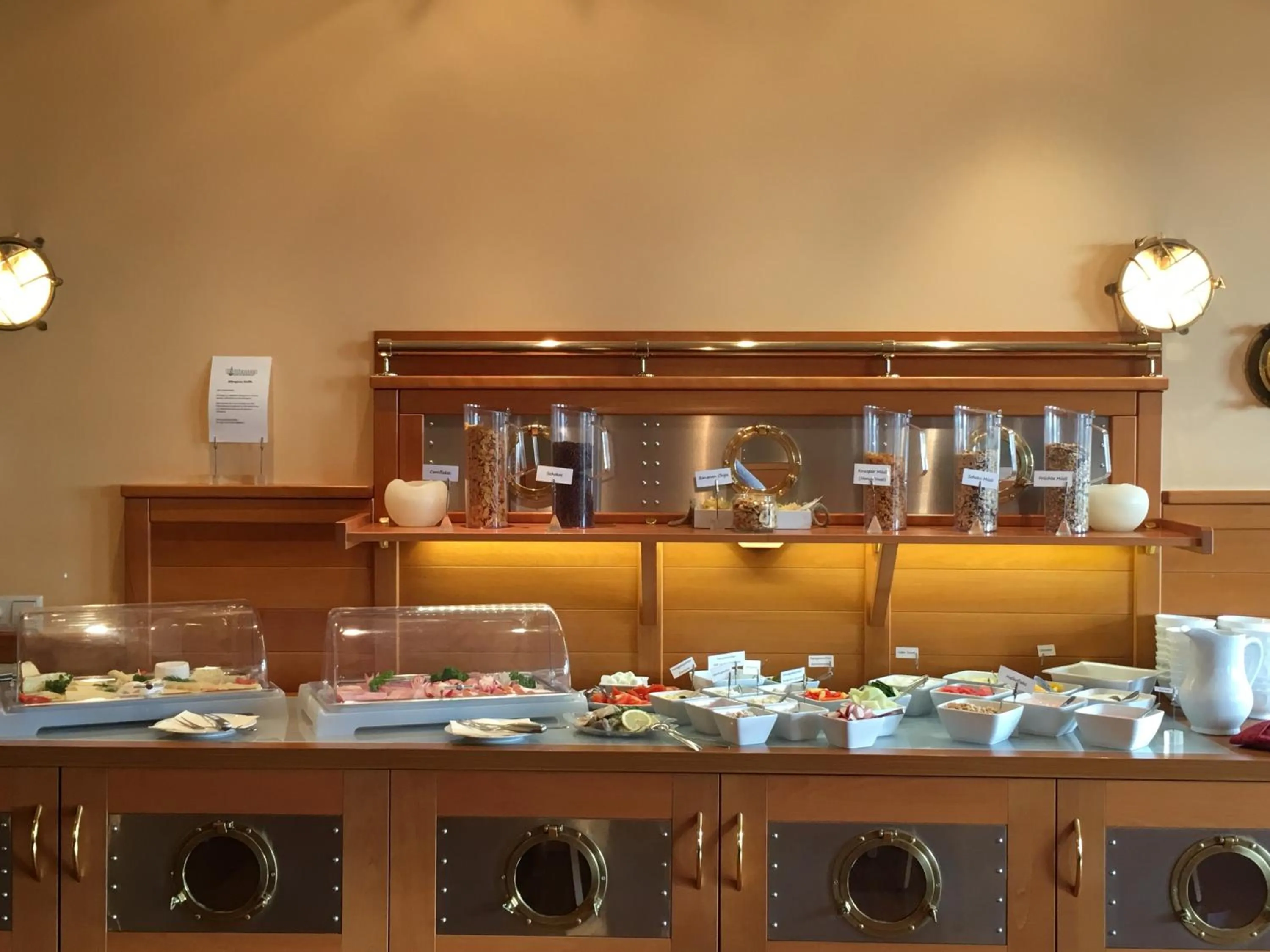 Breakfast in Hiddenseer Hotel