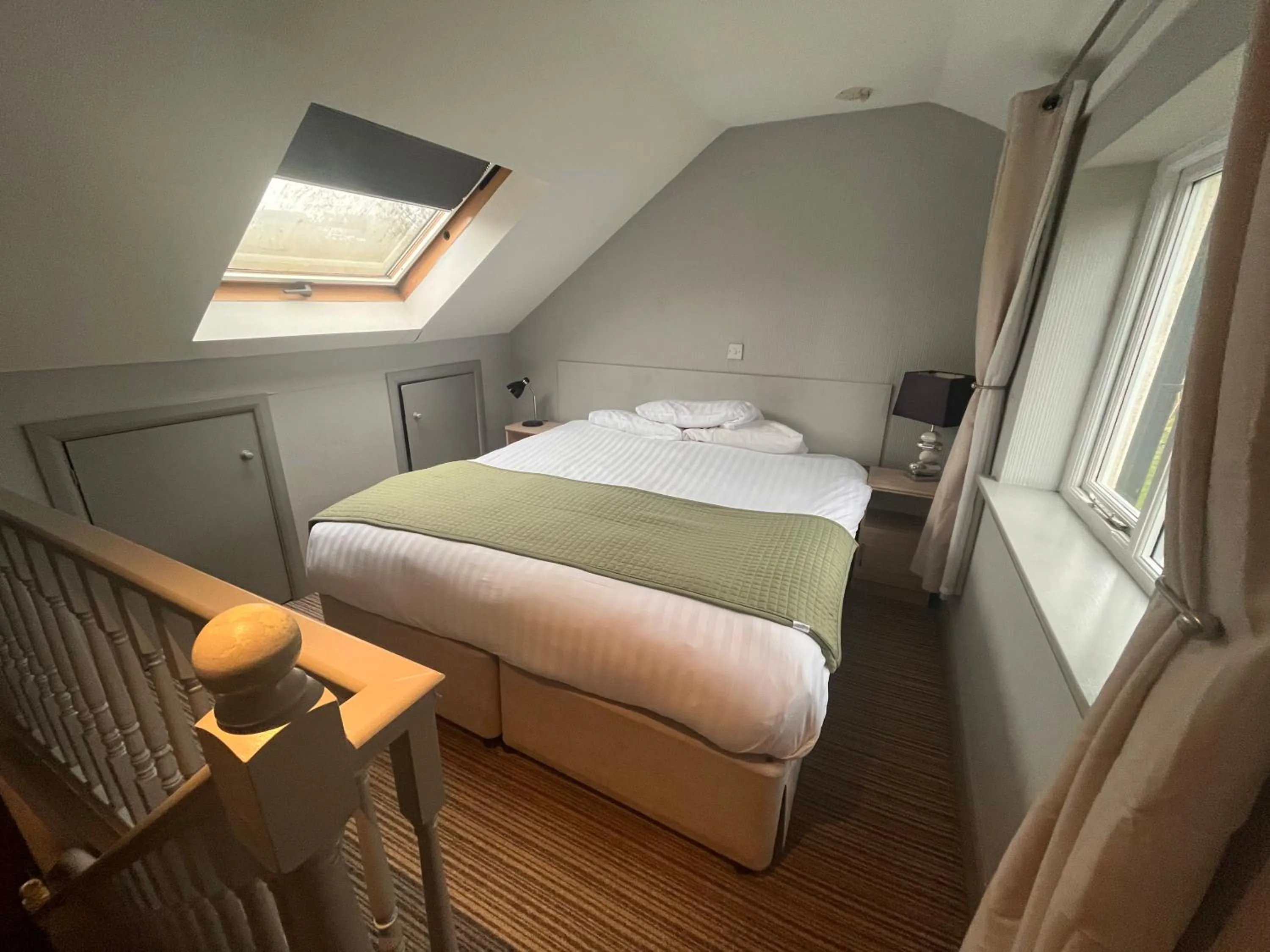 Bedroom, Bed in Pendle Inn