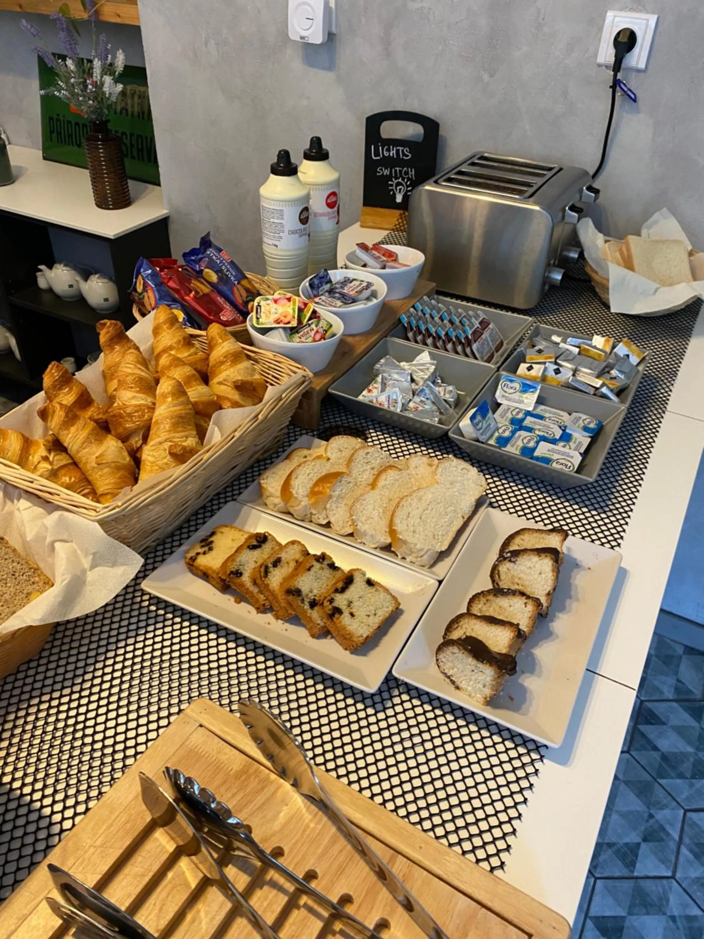 Breakfast in Pension Jitřenka Hřensko - Breakfast Included & Free Parking