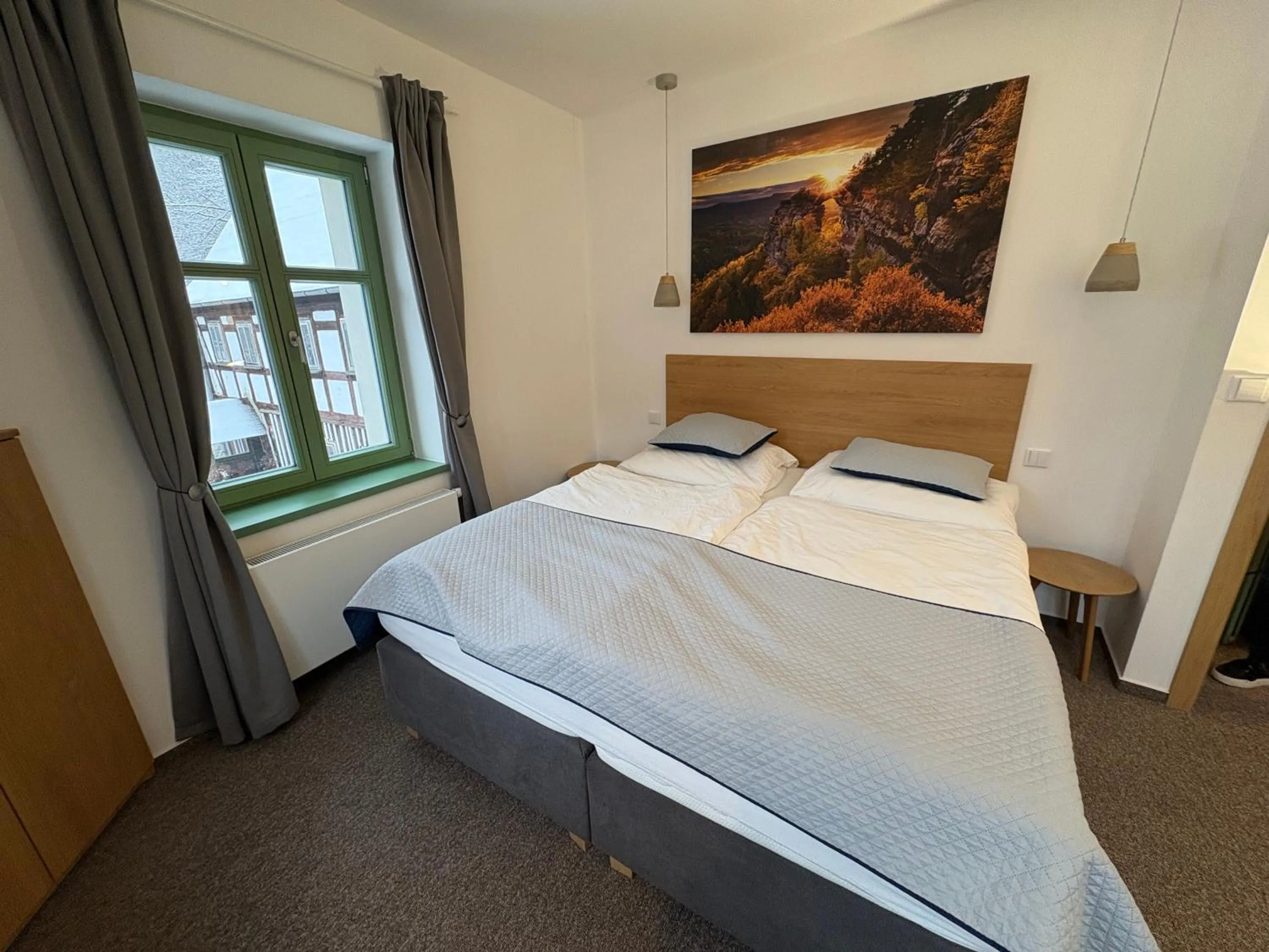 Bed in Pension Jitřenka Hřensko - Breakfast Included & Free Parking