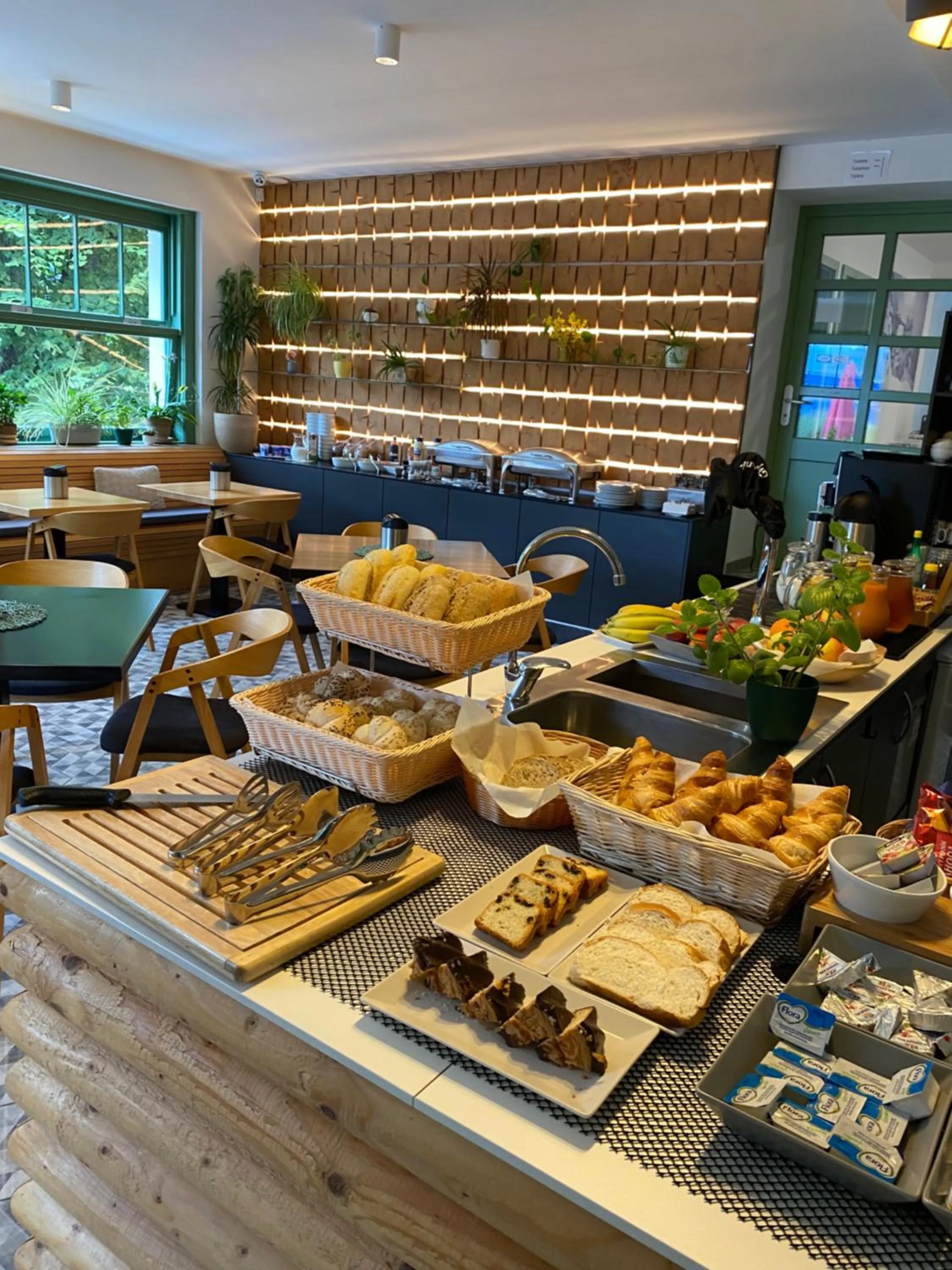 Breakfast in Pension Jitřenka Hřensko - Breakfast Included & Free Parking