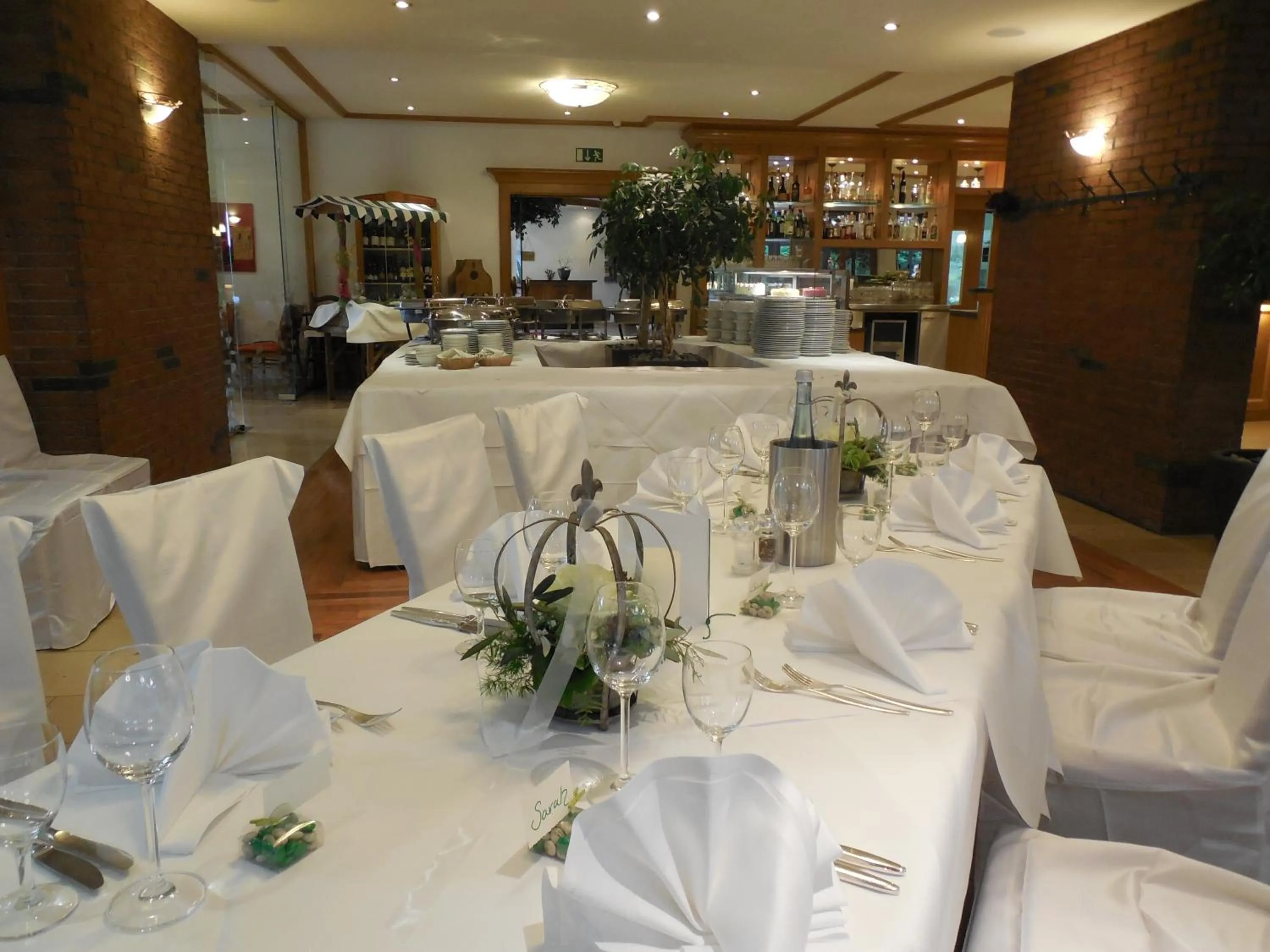 Banquet/Function facilities in Wald-Café Hotel-Restaurant