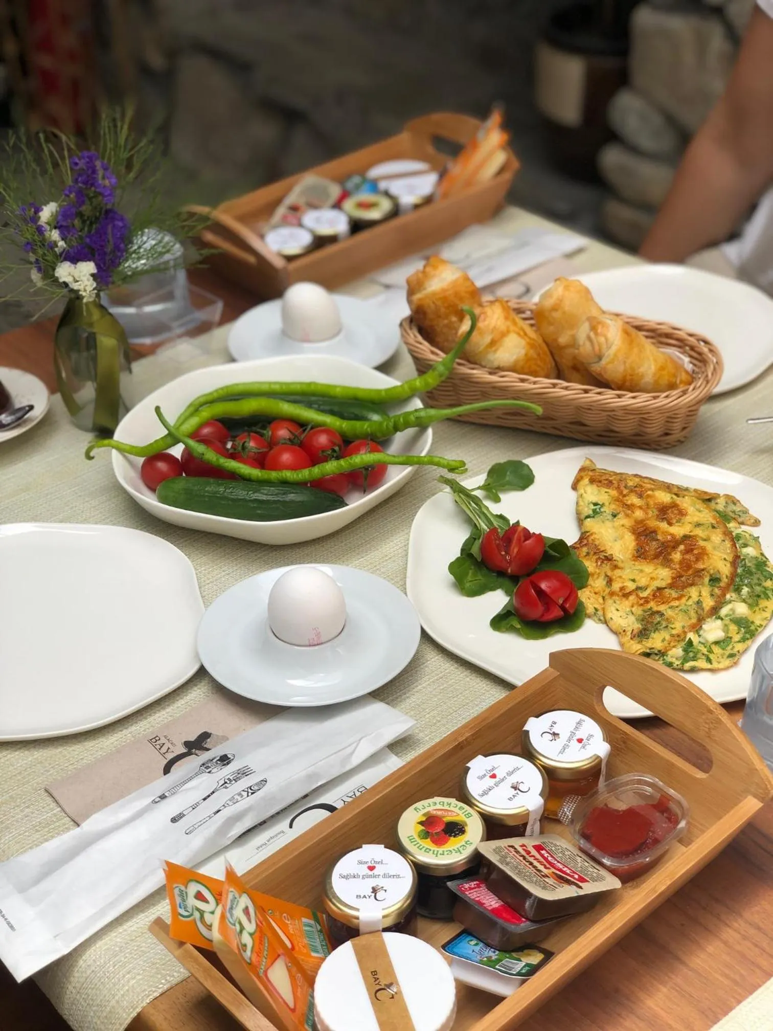 Breakfast in Trilye Bay C Konak