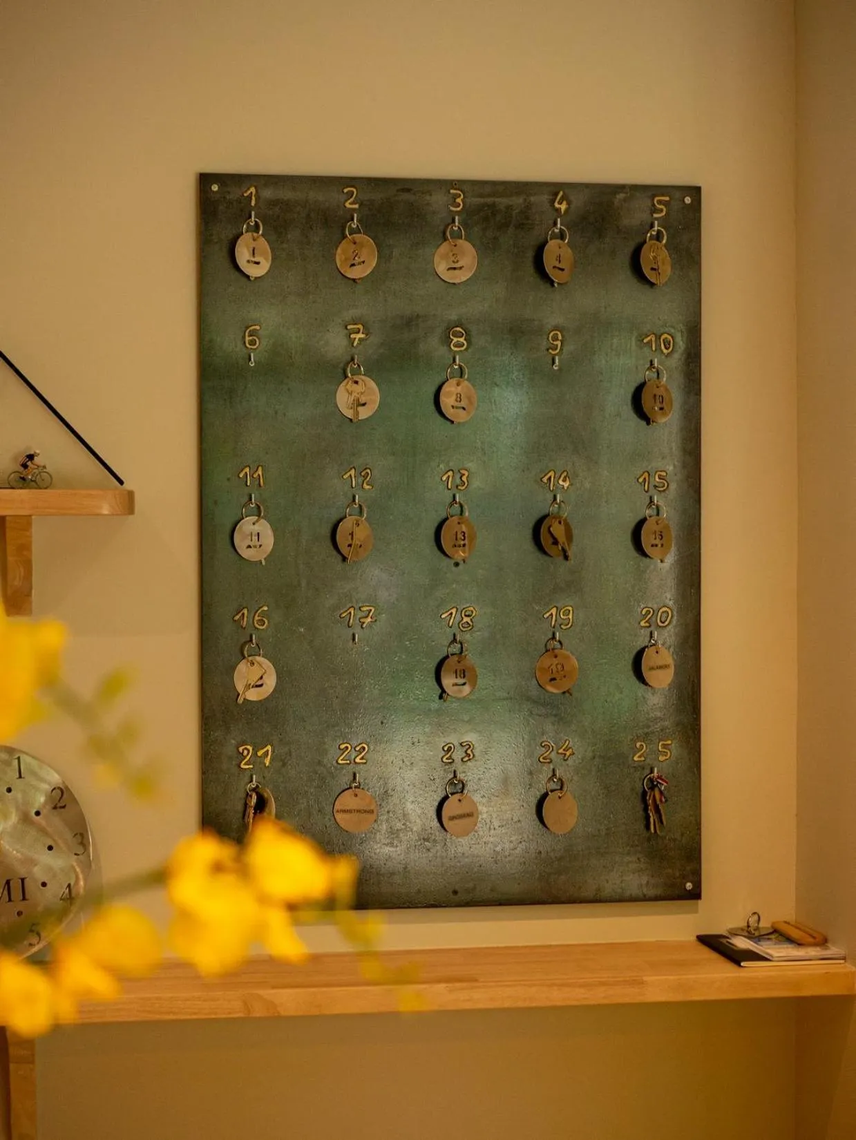 Lobby or reception in Hôtel & SPA Ventoux Provence "Domaine des Tilleuls"