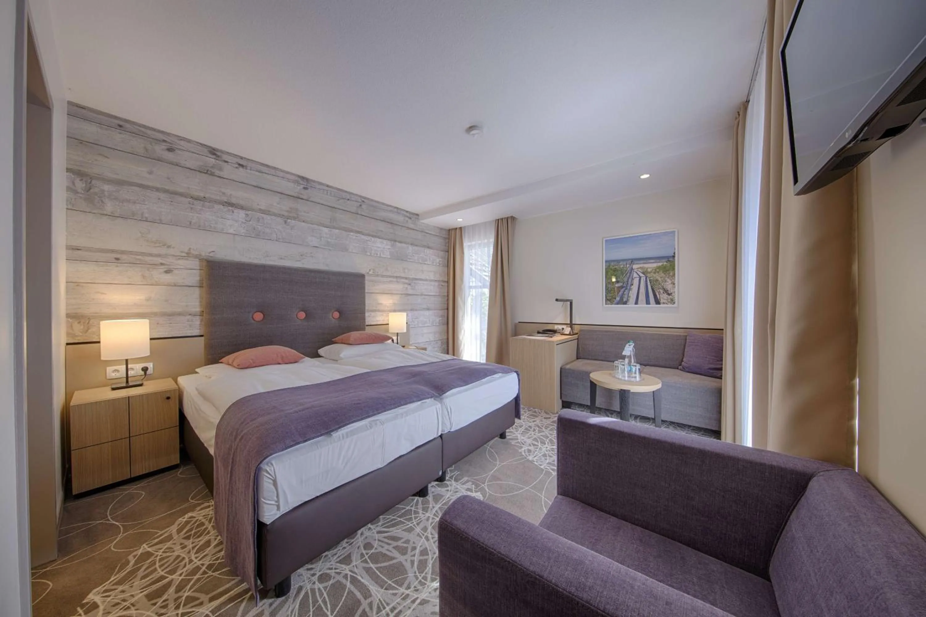 Photo of the whole room, Bed in Aquamaris Strandresidenz Rügen