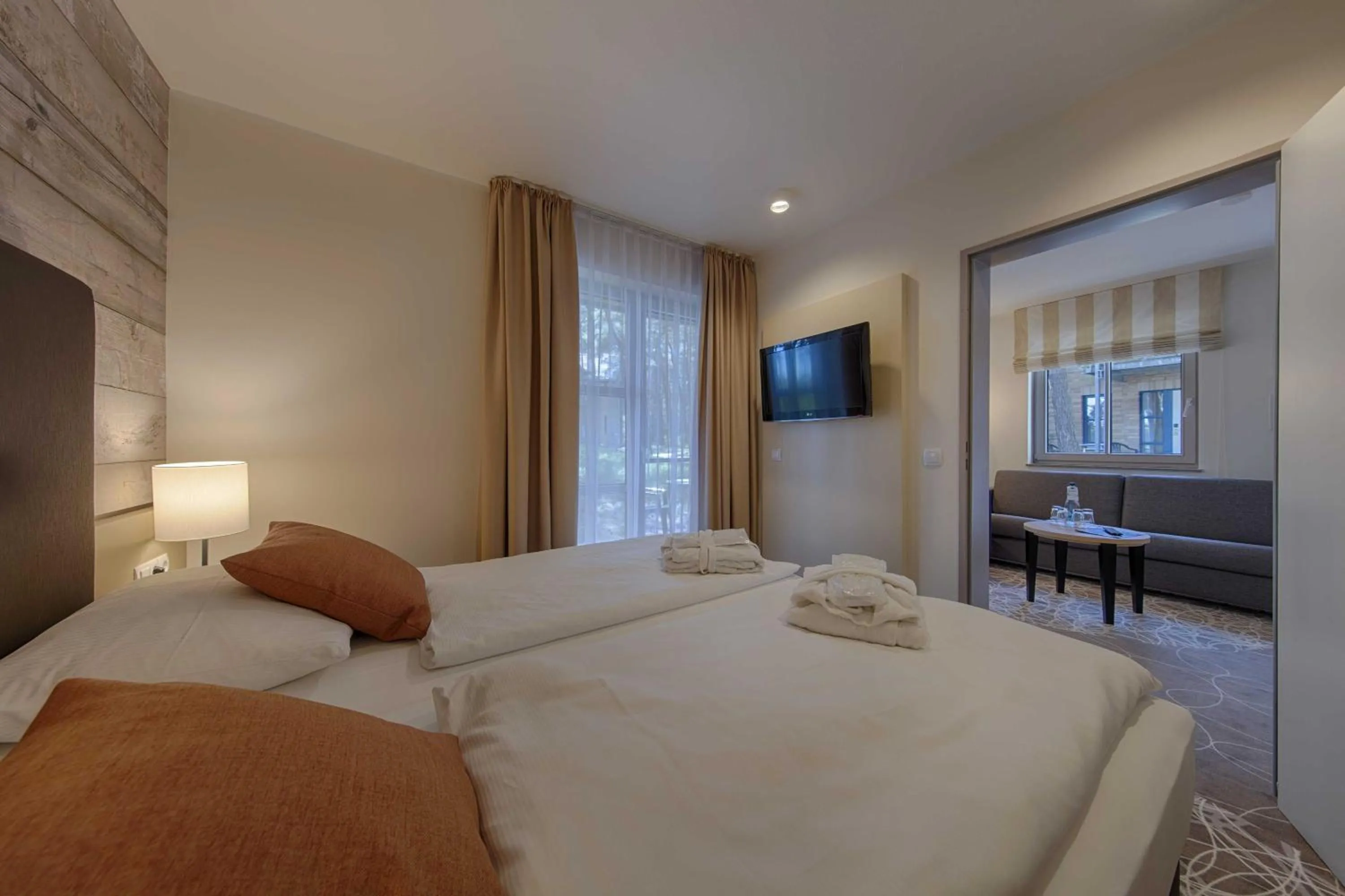 Bedroom, Bed in Aquamaris Strandresidenz Rügen