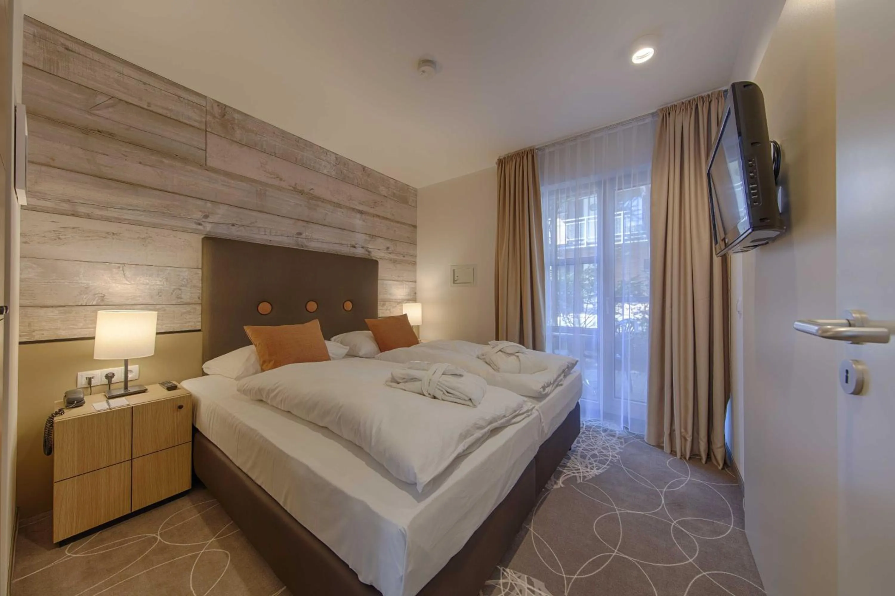 Bedroom, Bed in Aquamaris Strandresidenz Rügen