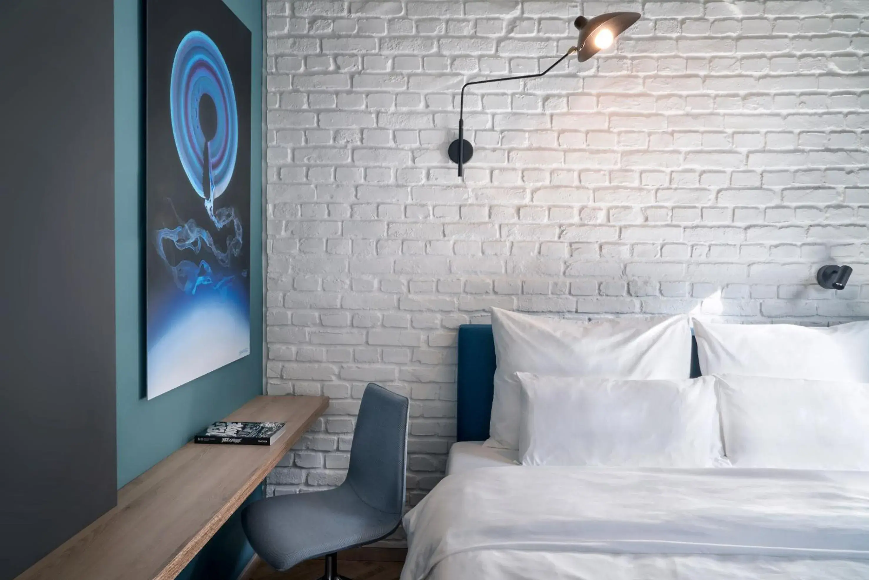 Bedroom, Bed in URBAN LOFT Cologne Bedroom, Bed in URBAN LOFT Cologne