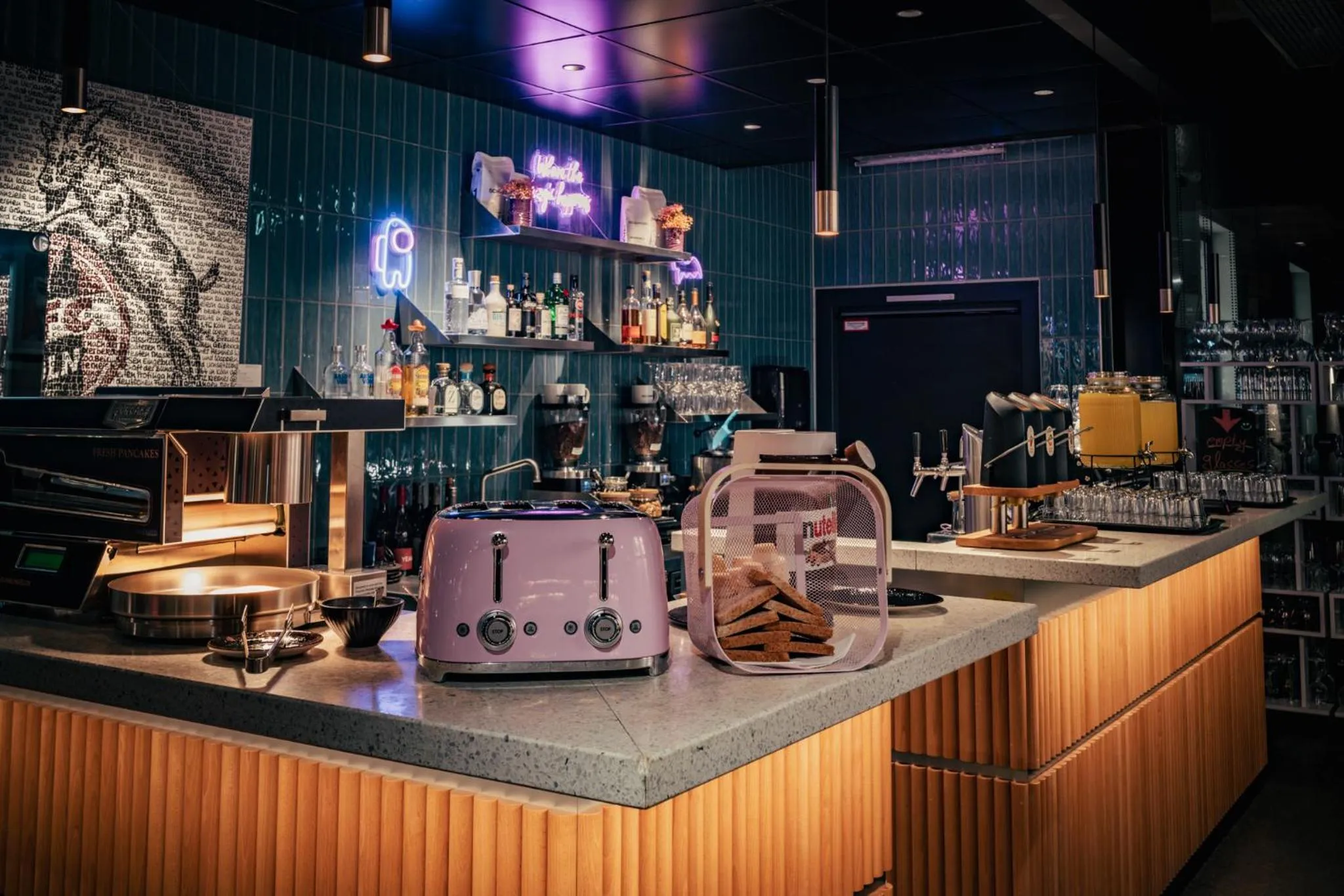 Buffet breakfast in URBAN LOFT Cologne