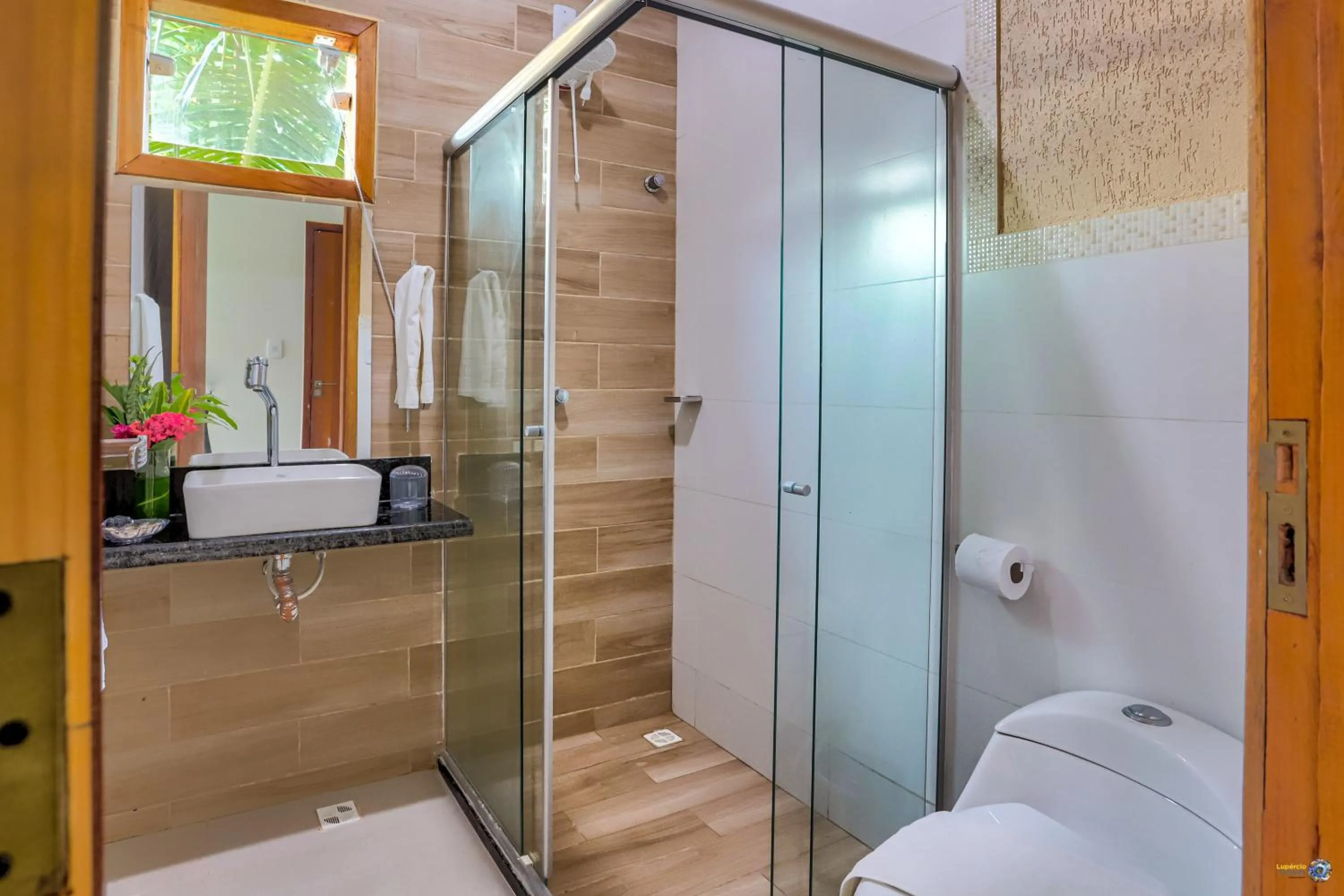 Bathroom in Pousada Terra Mar Way