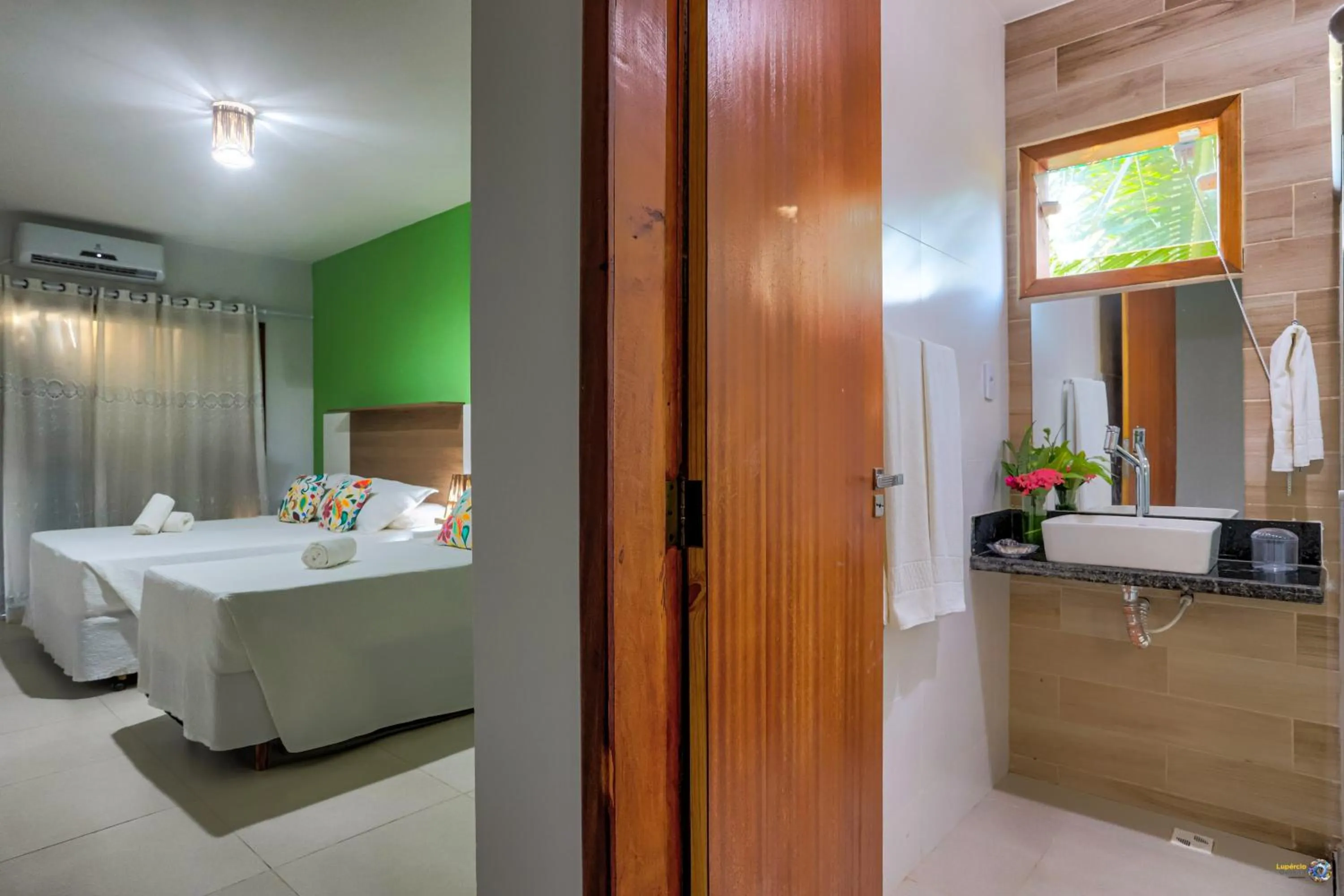 Photo of the whole room, Bed in Pousada Terra Mar Way