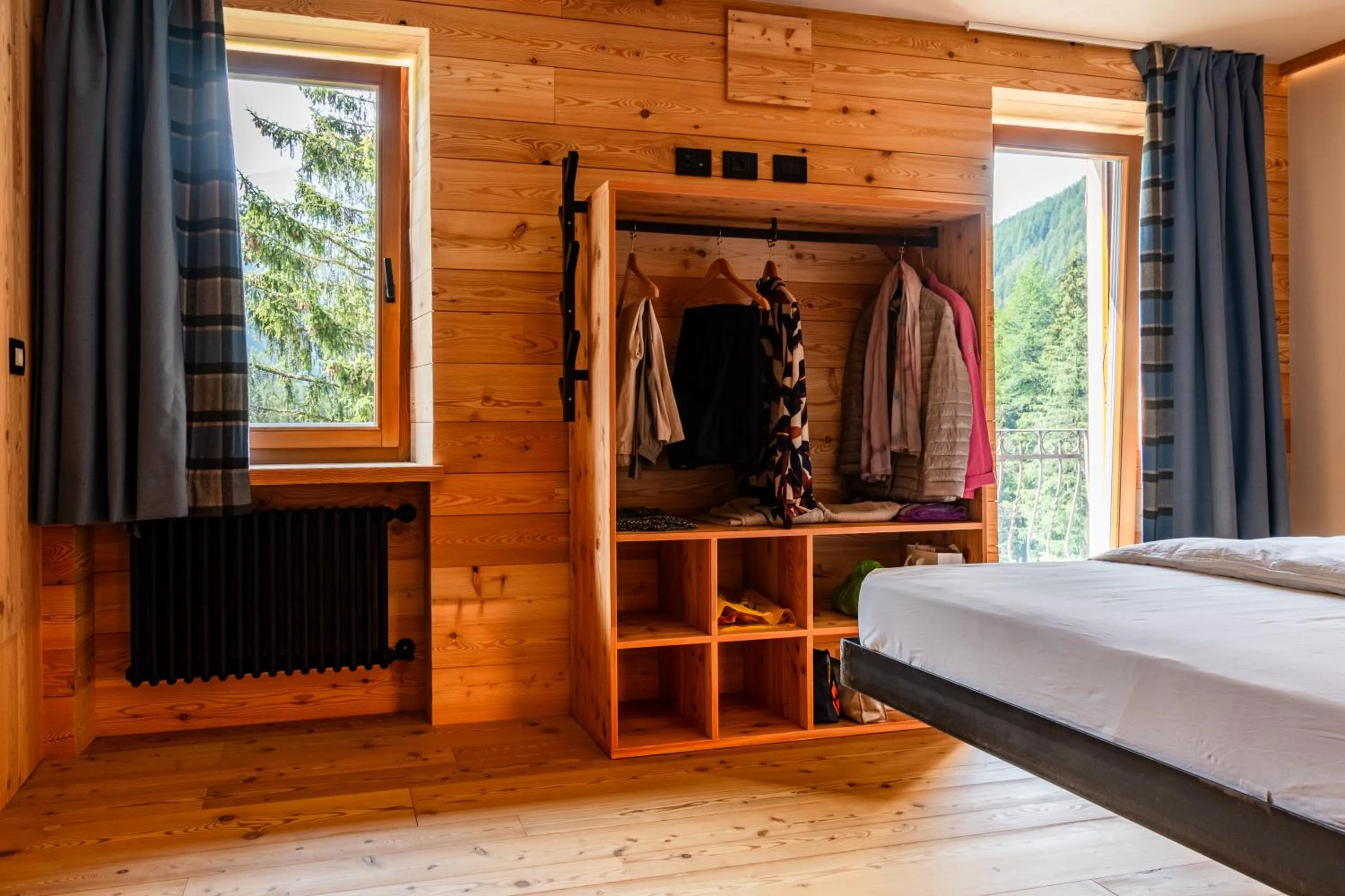 Natural landscape, Bed in Albergo Monte Cervino