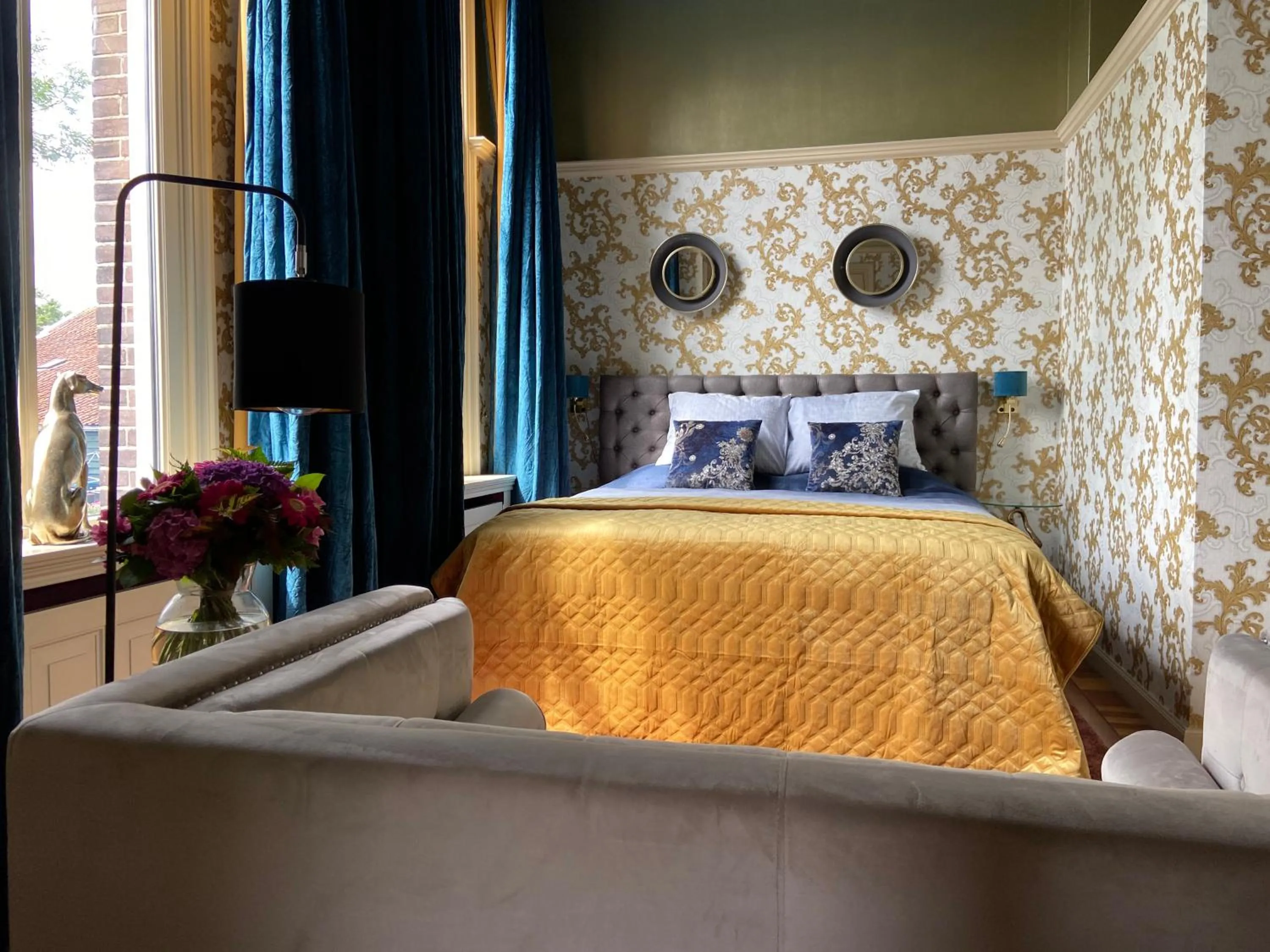 Bed in Oude Postkantoor de Rijp