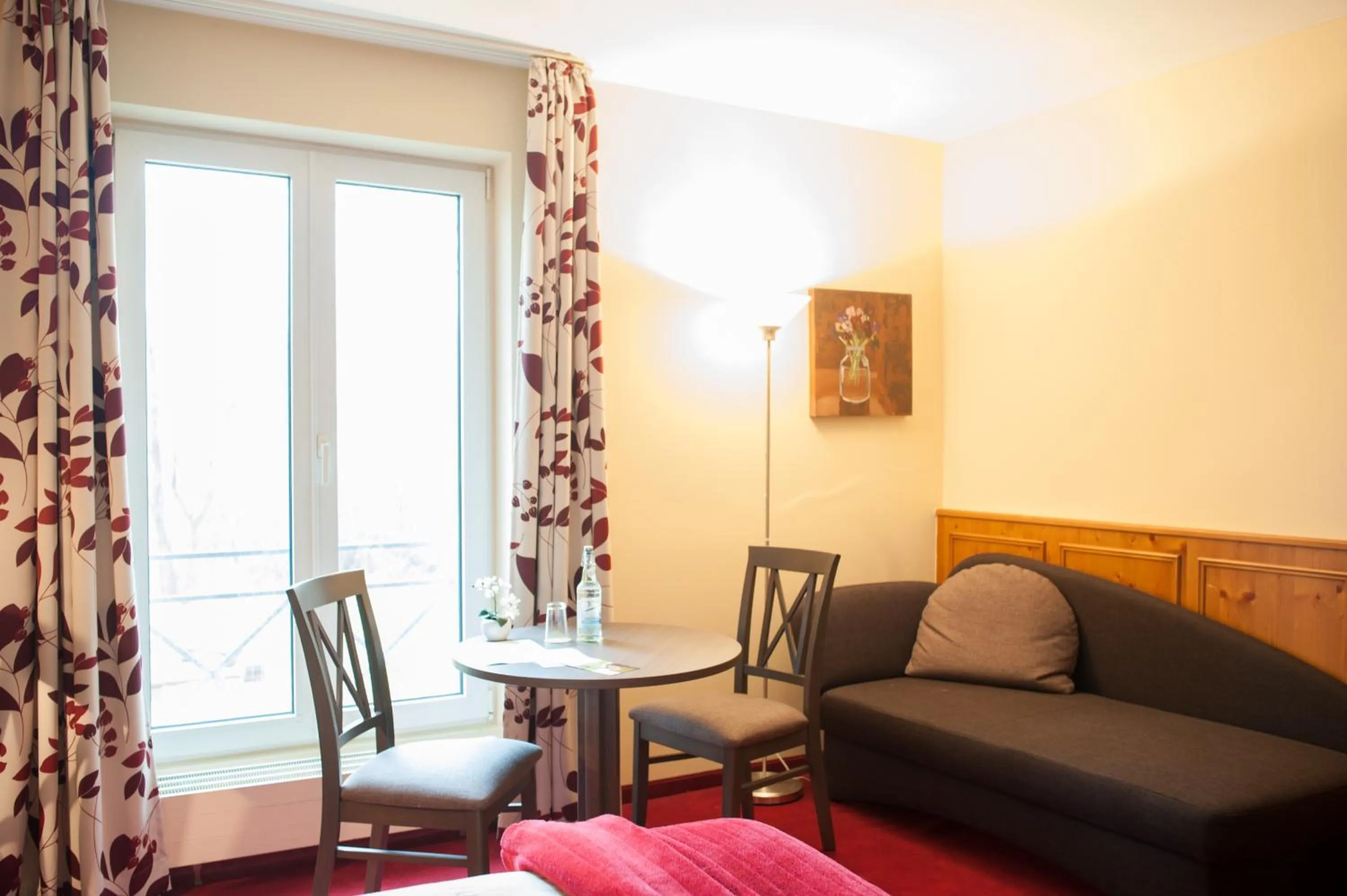 Photo of the whole room in Gästehaus Alte Schule