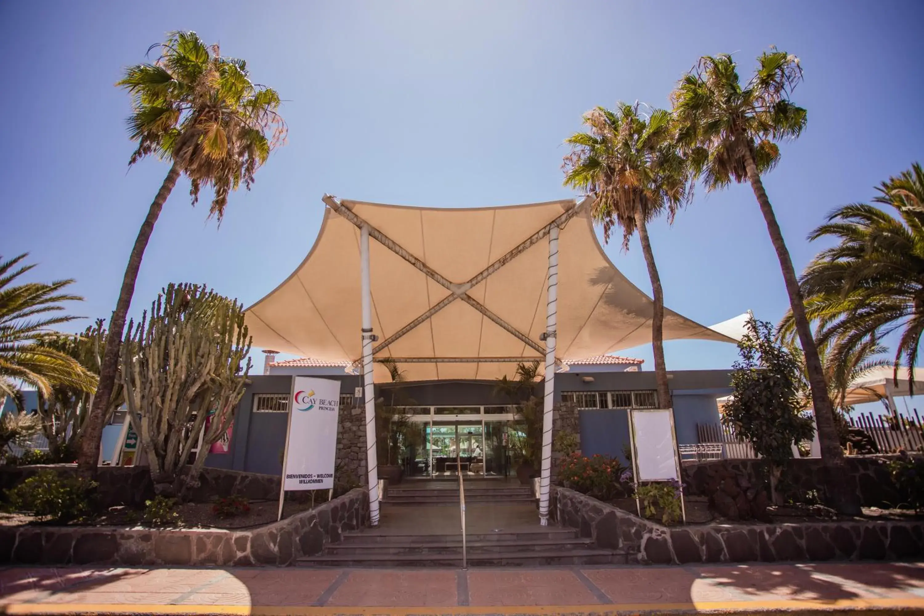 Property building in Caybeach Princess Property building in Caybeach Princess