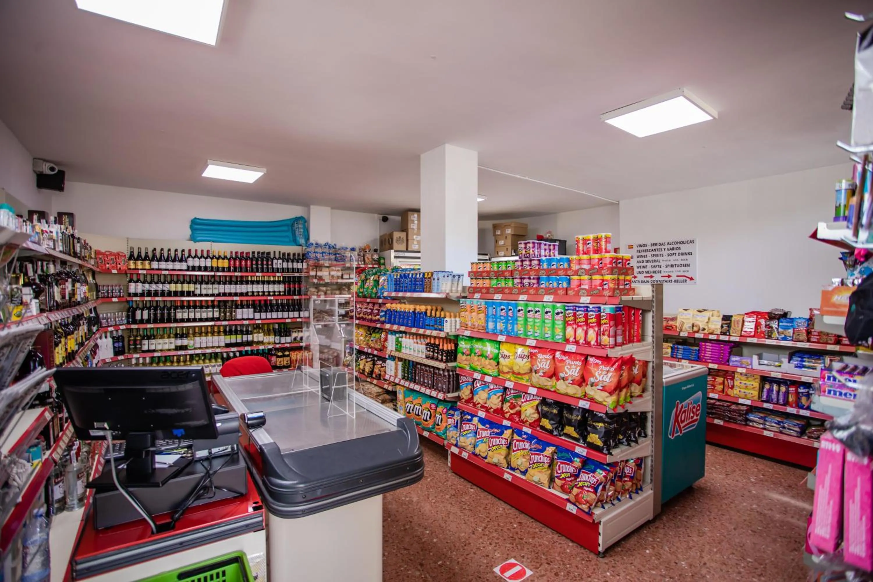 Shopping Area in Caybeach Princess