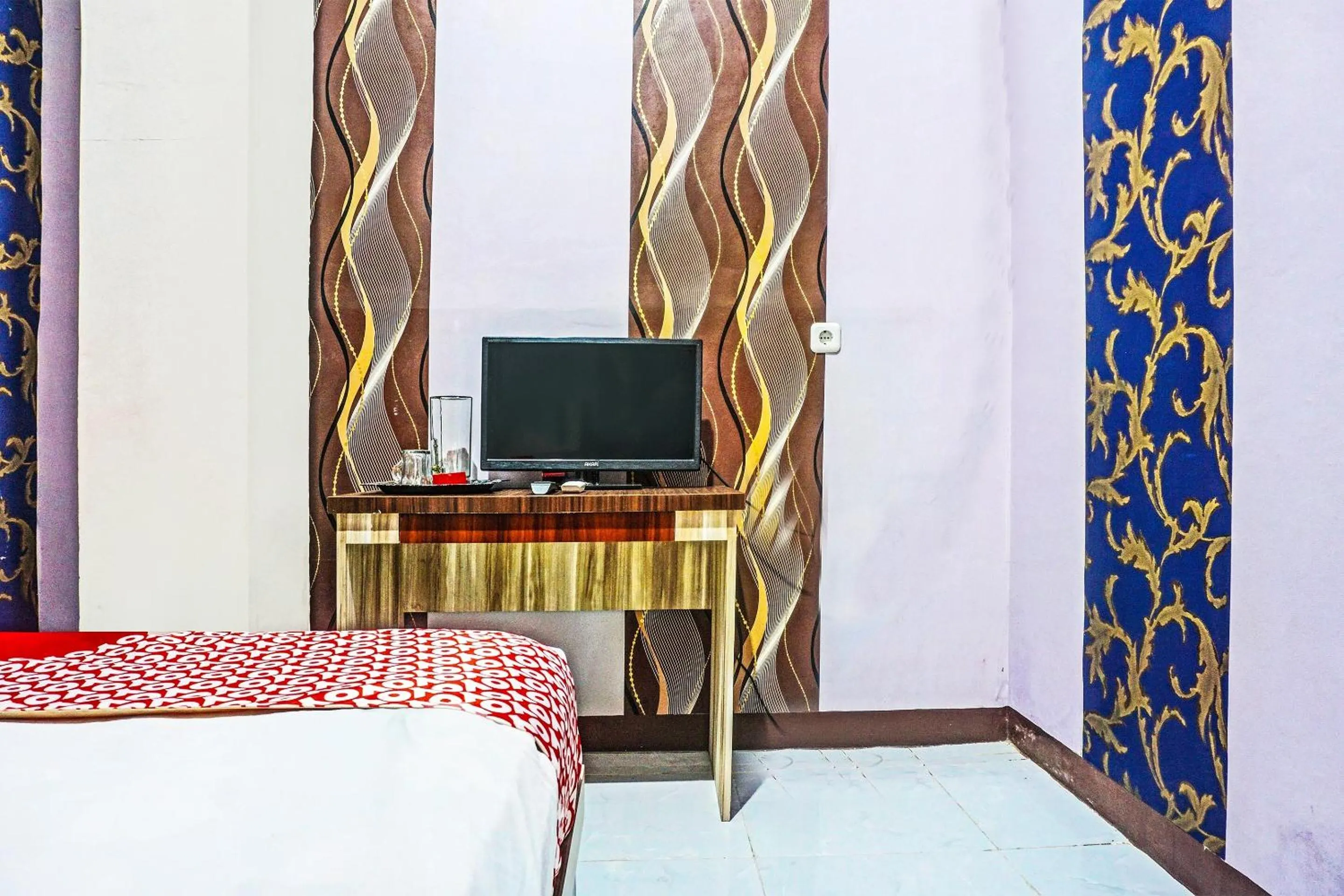 Bedroom, Bed in Collection O 91488 Hotel Lingkarsut Jeneponto Near Patung kuda, Jeneponto