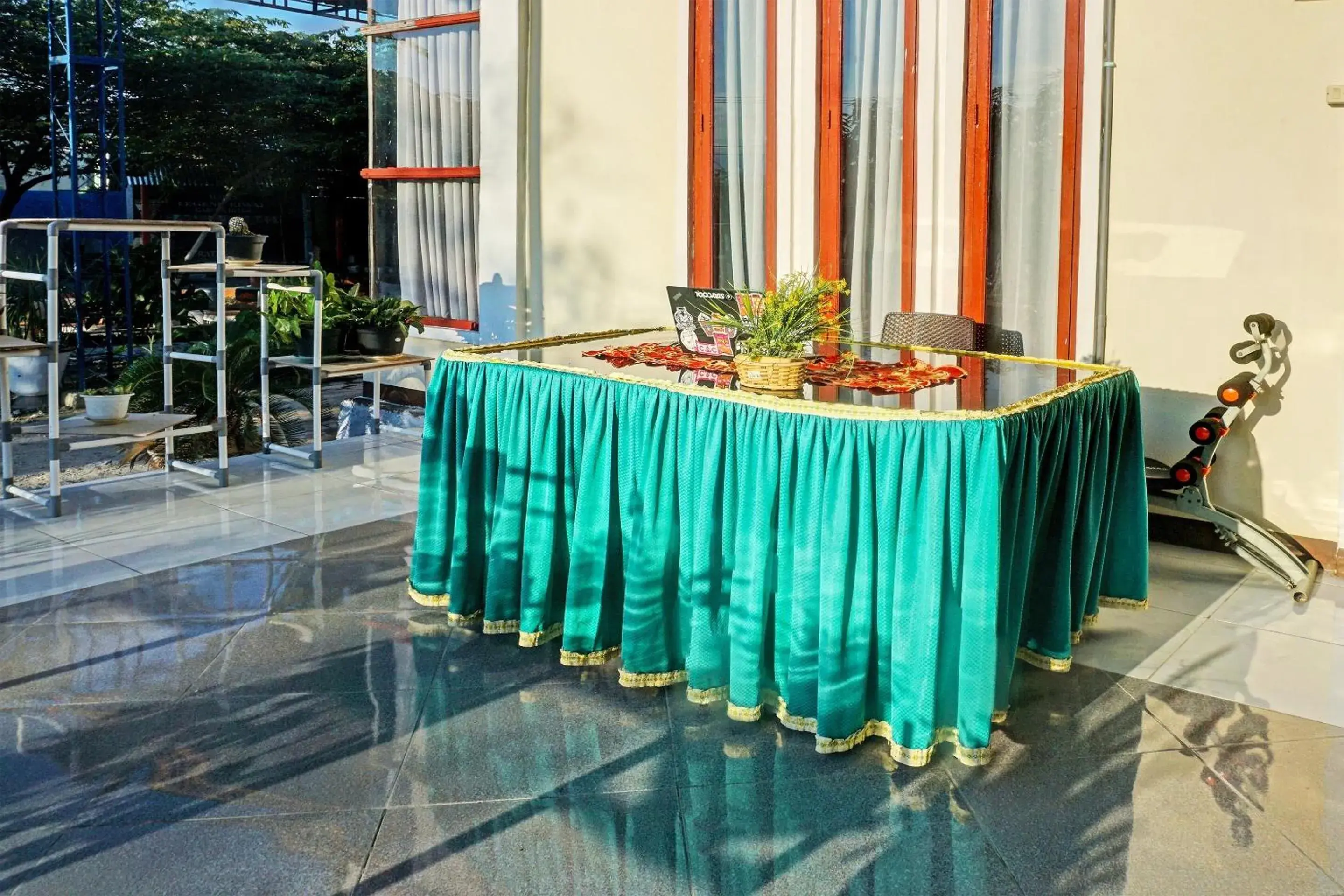 Lobby or reception in Collection O 91488 Hotel Lingkarsut Jeneponto Near Patung kuda, Jeneponto Lobby or reception in Collection O 91488 Hotel Lingkarsut Jeneponto Near Patung kuda, Jeneponto