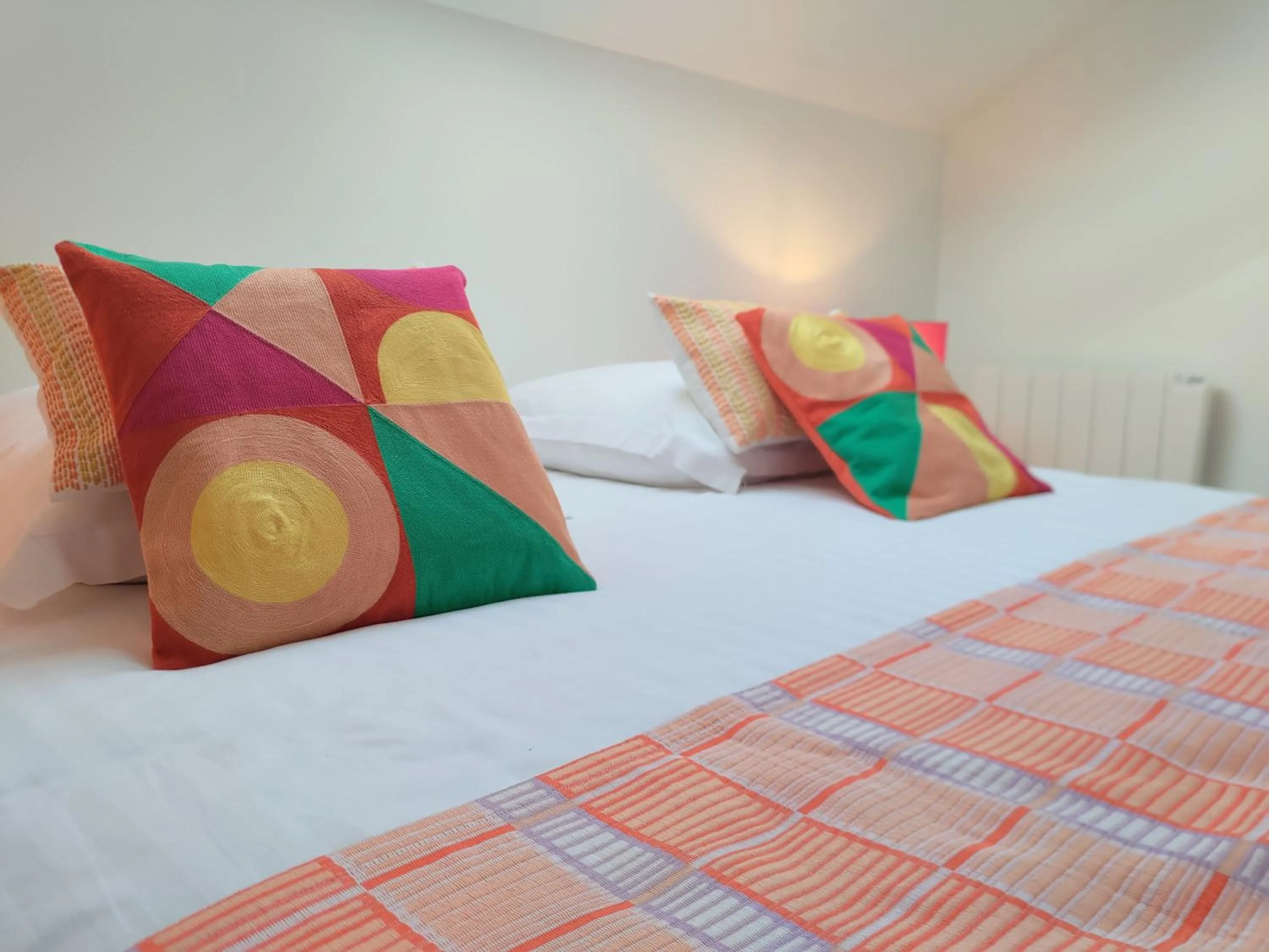 Bedroom, Bed in Le Clos Vallis