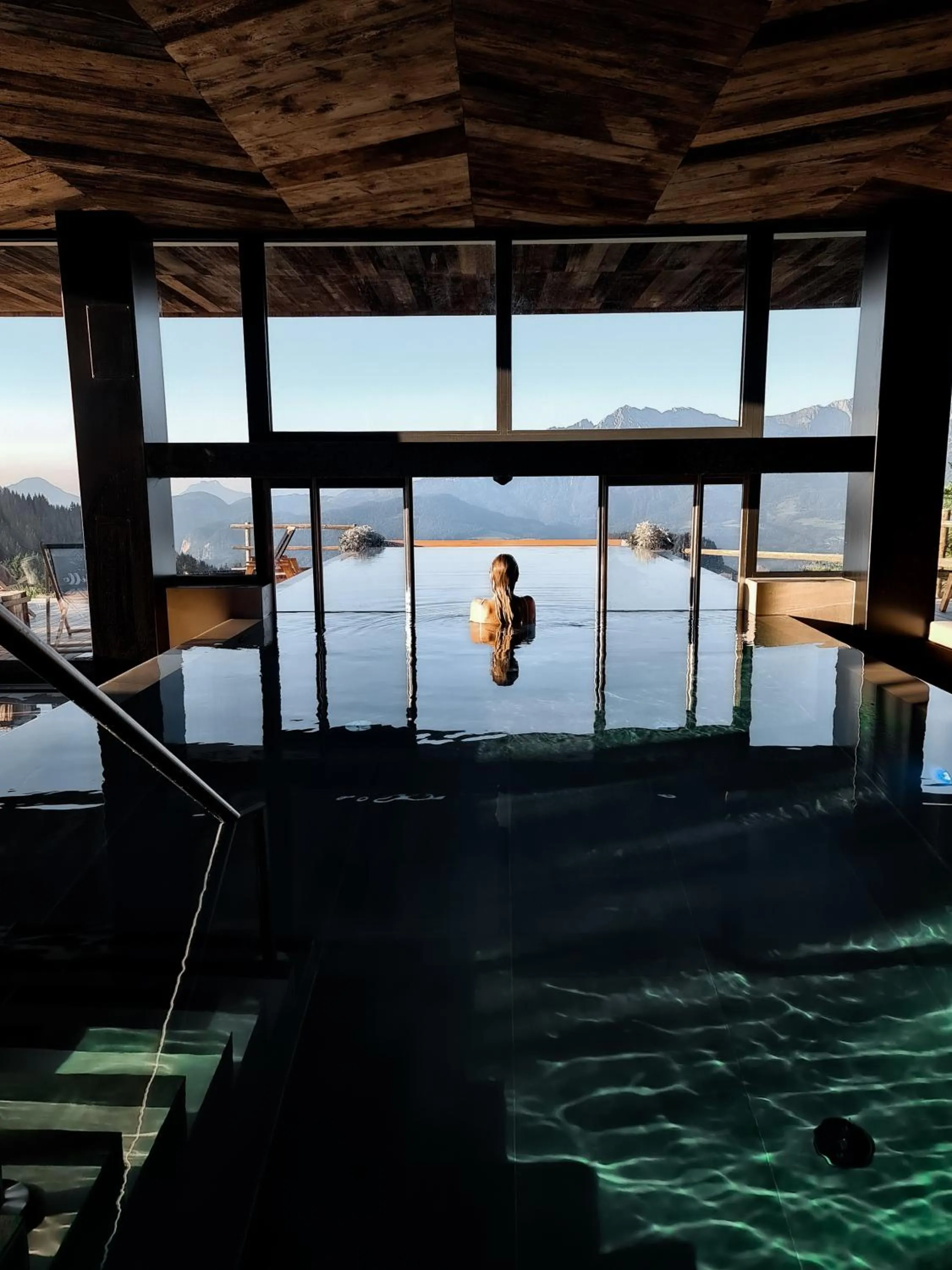 Pool view in KRAFTalm