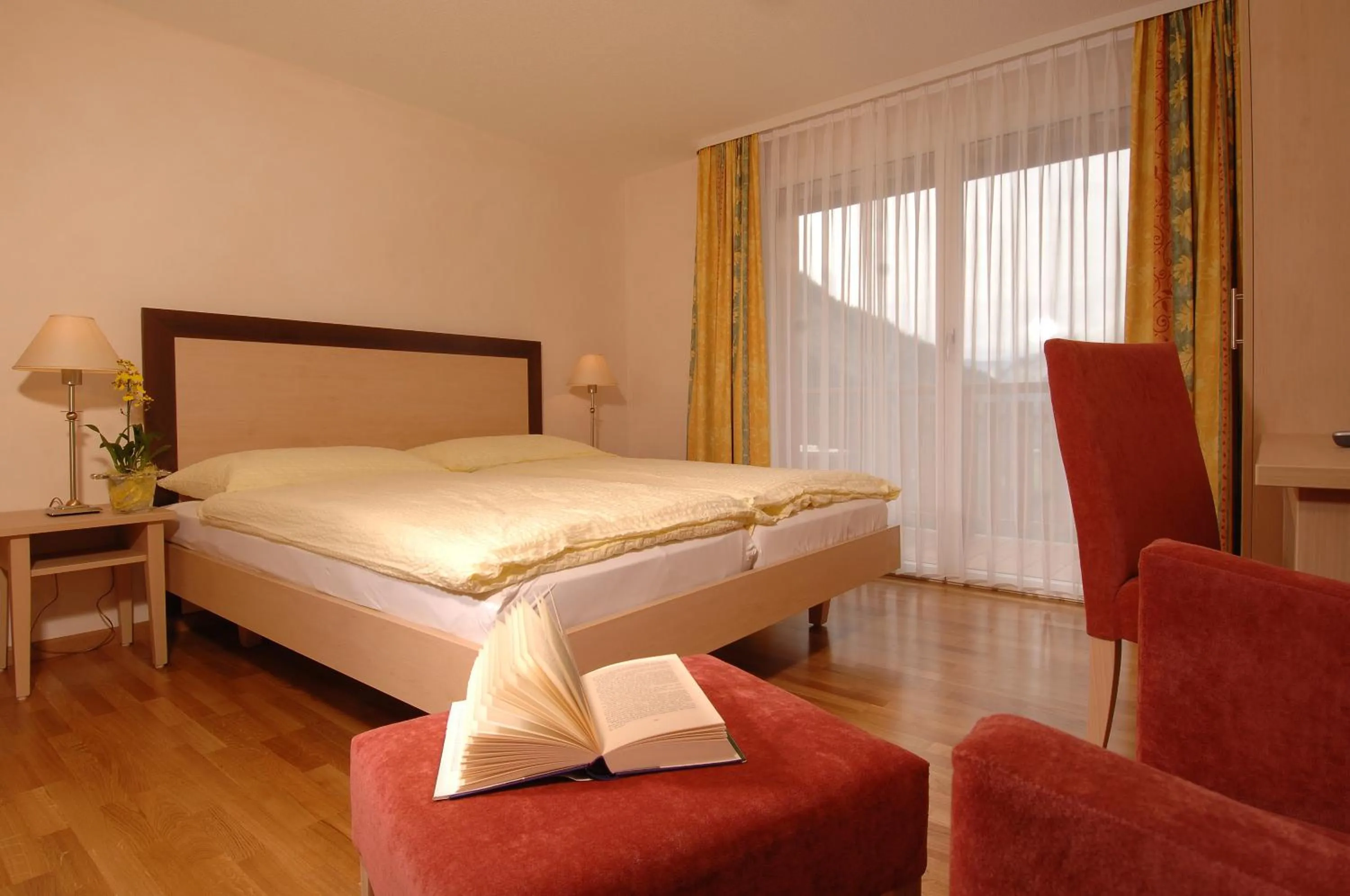 Bed in Hotel Viktoria-Leukerbad-Therme