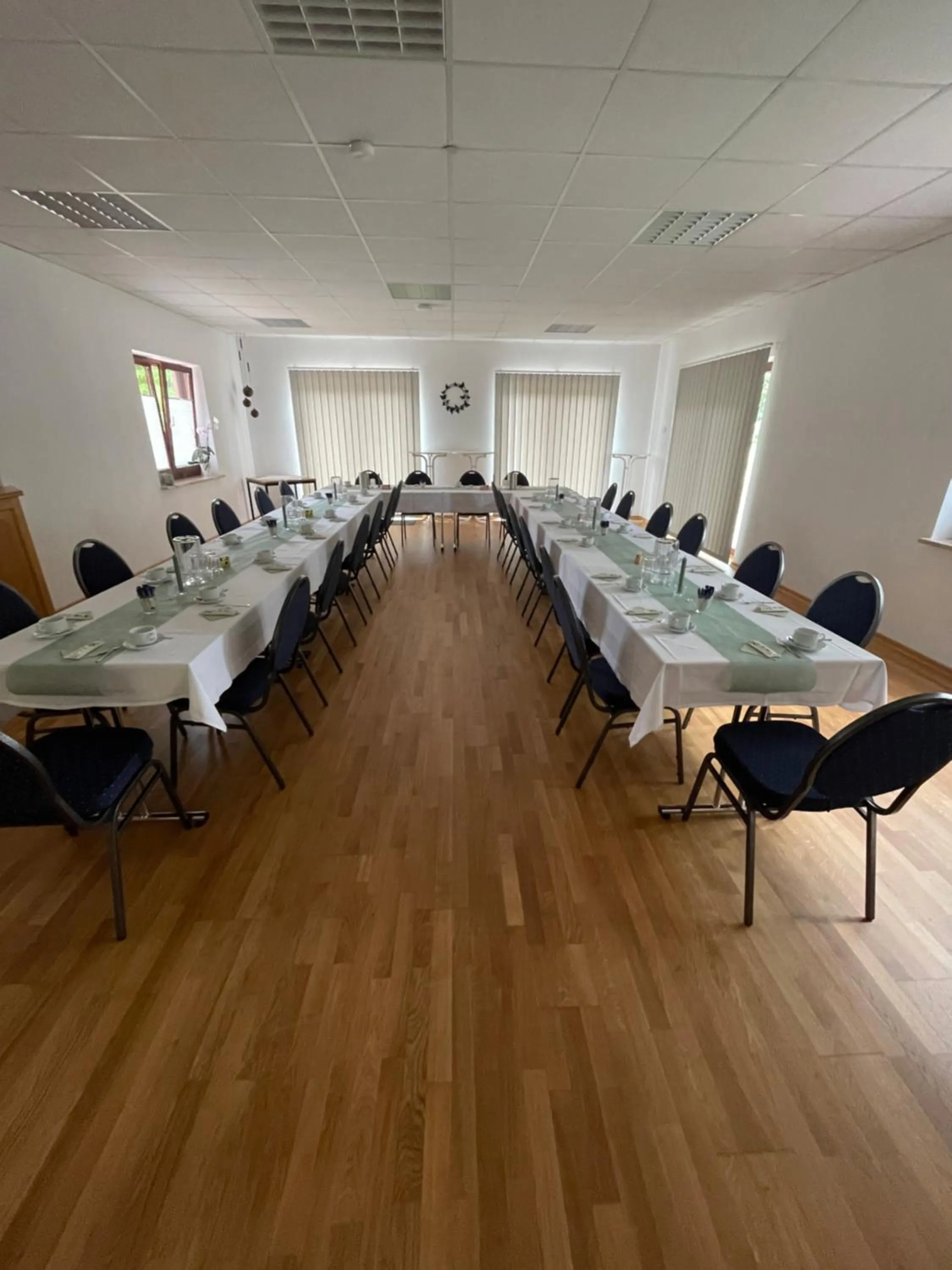 Restaurant/places to eat in An der Gärtnerei