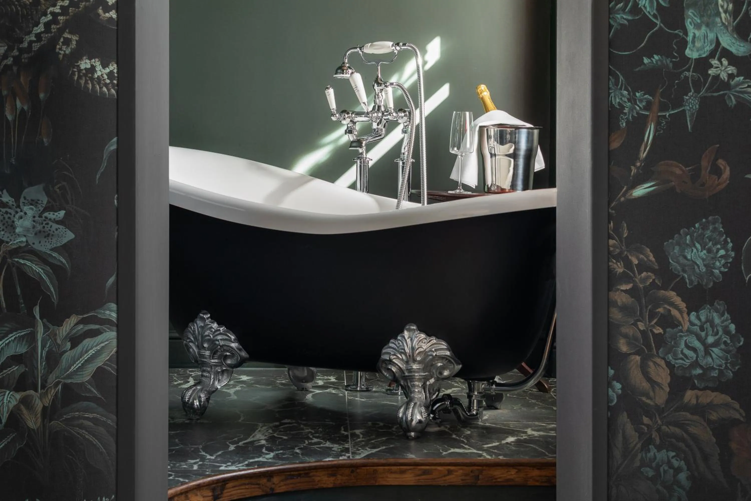 Bathroom in Schloßhotel Althörnitz Neubau