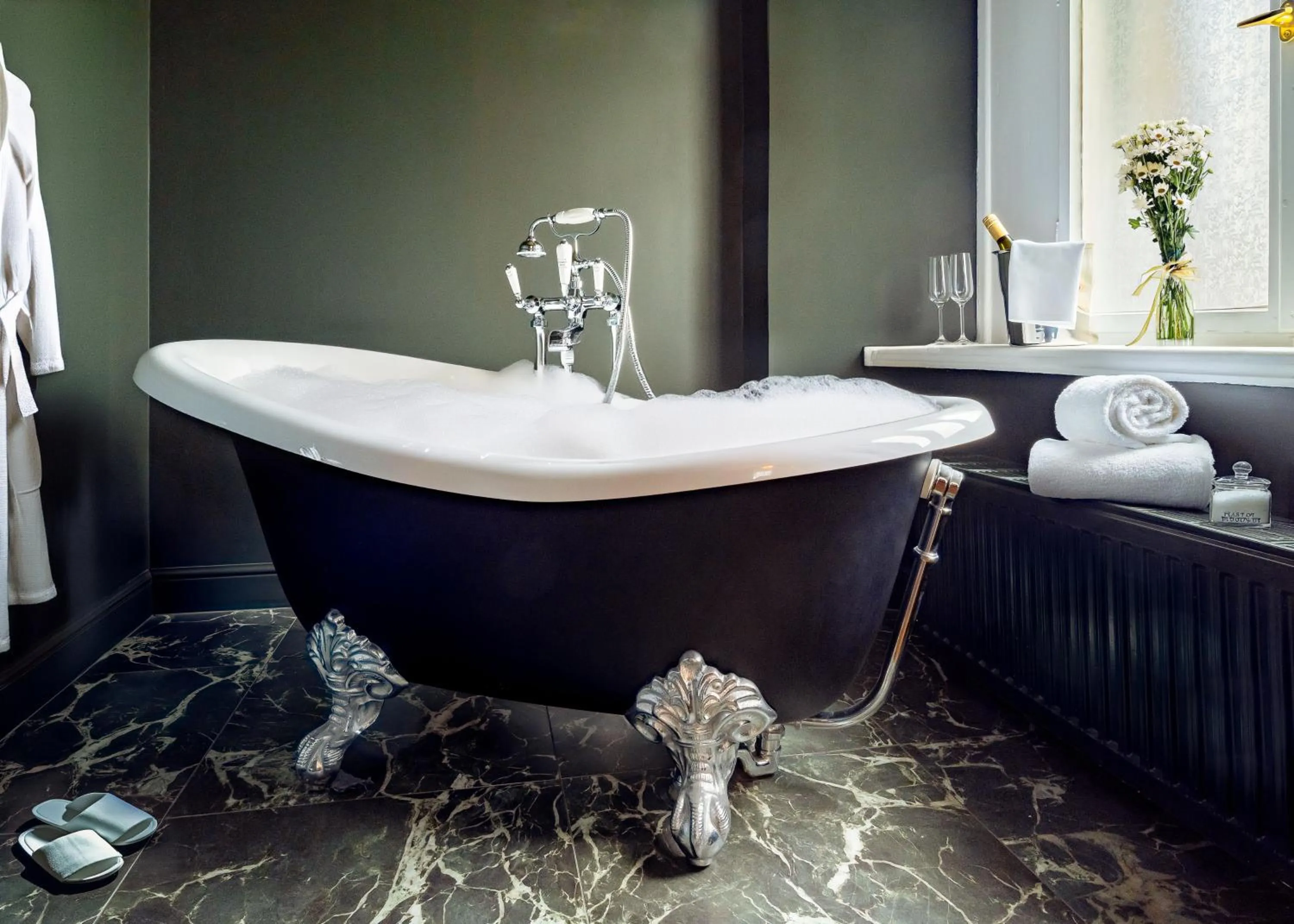 Bath in Schloßhotel Althörnitz Neubau