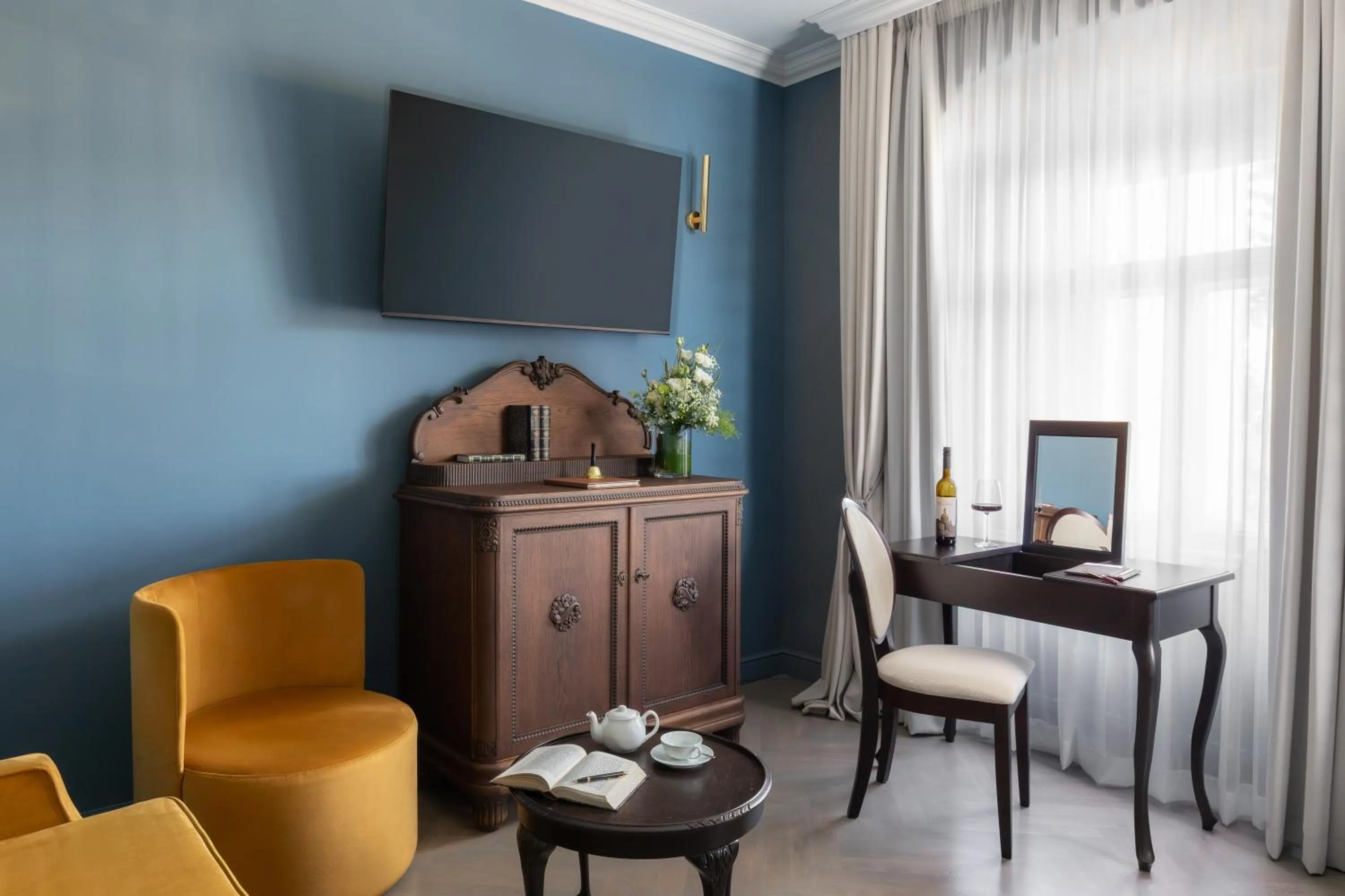 Living room in Schloßhotel Althörnitz Neubau