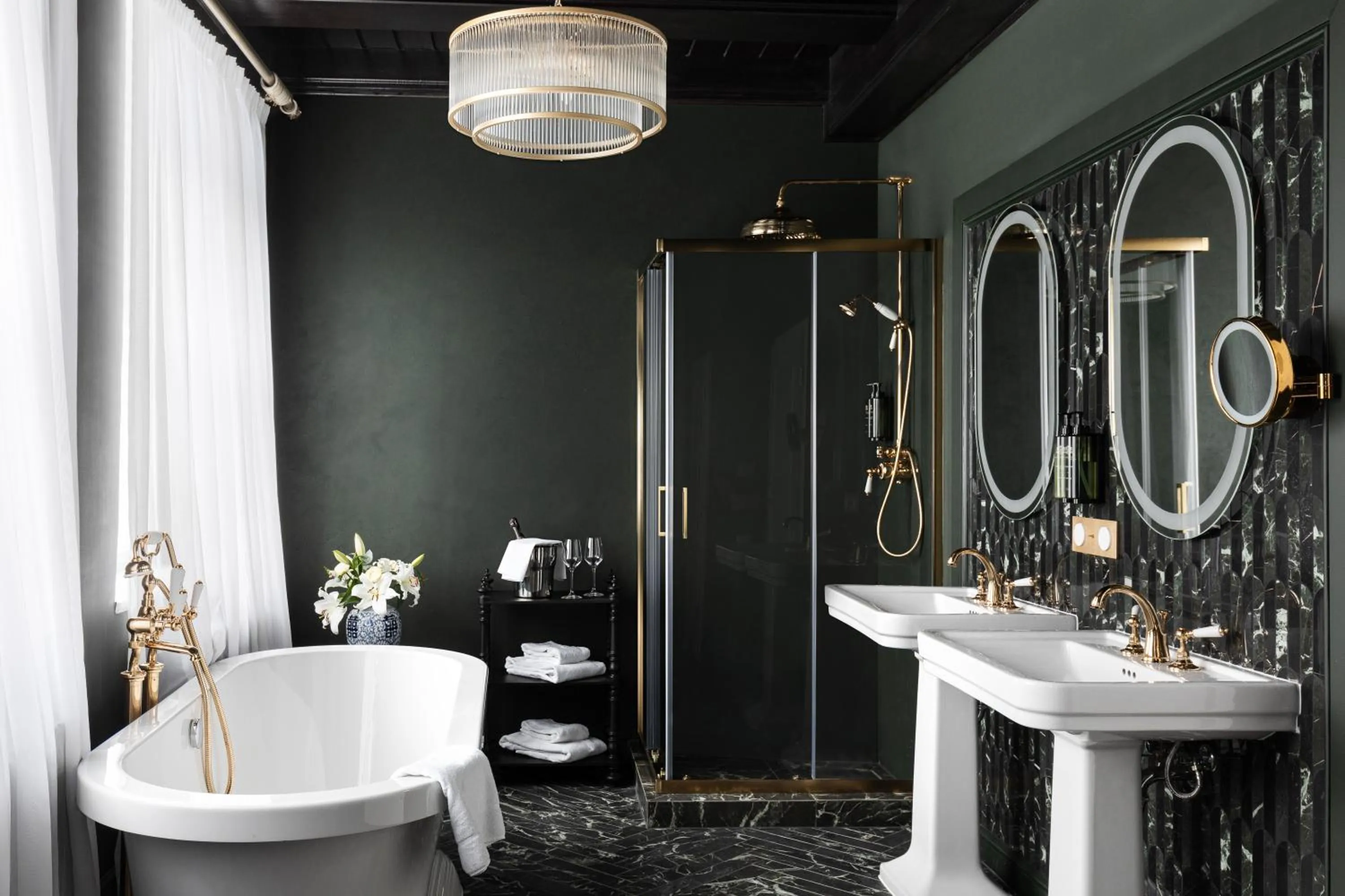 Bathroom in Schloßhotel Althörnitz Neubau