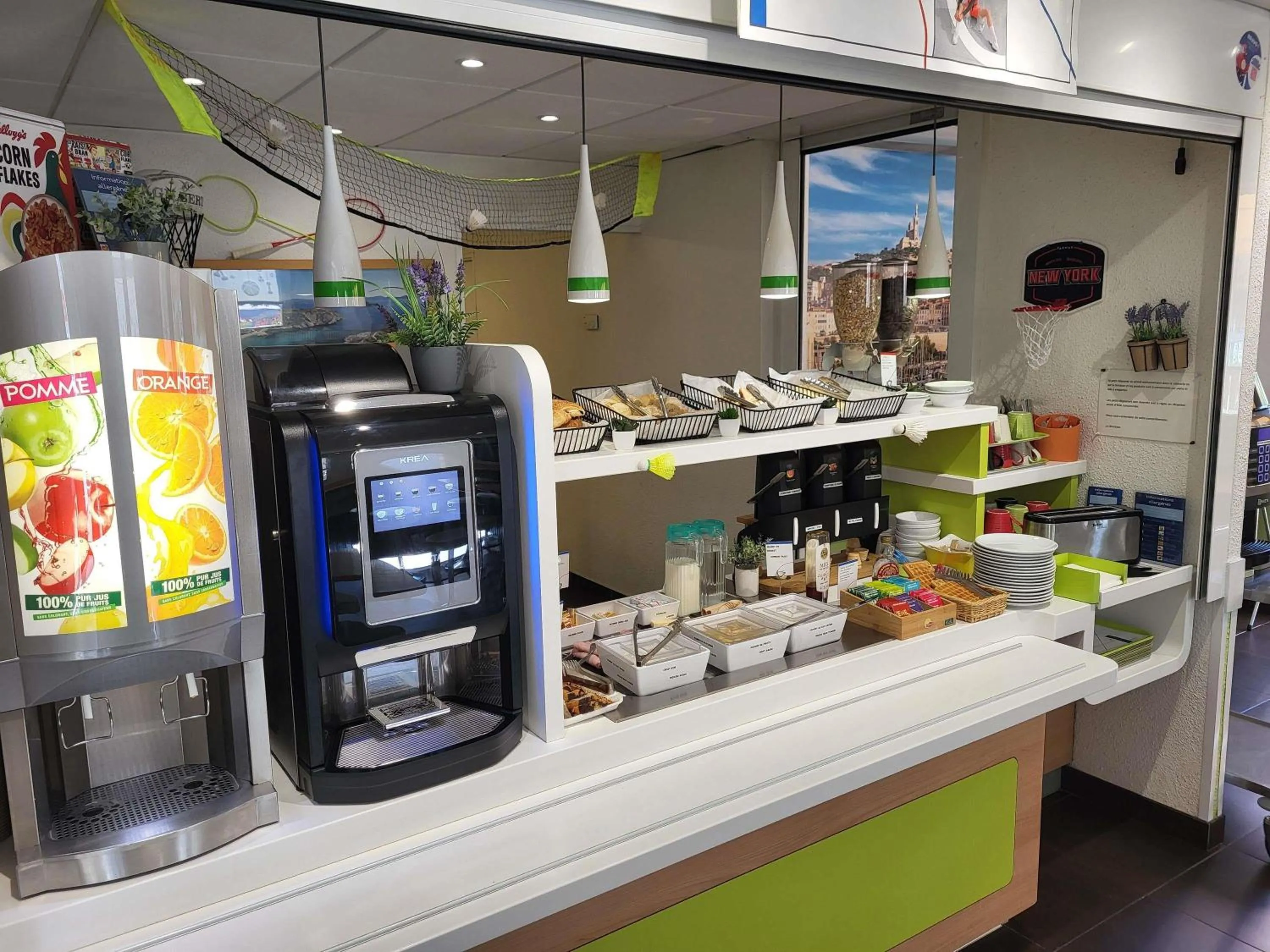 Breakfast in Ibis Budget Marseille Valentine