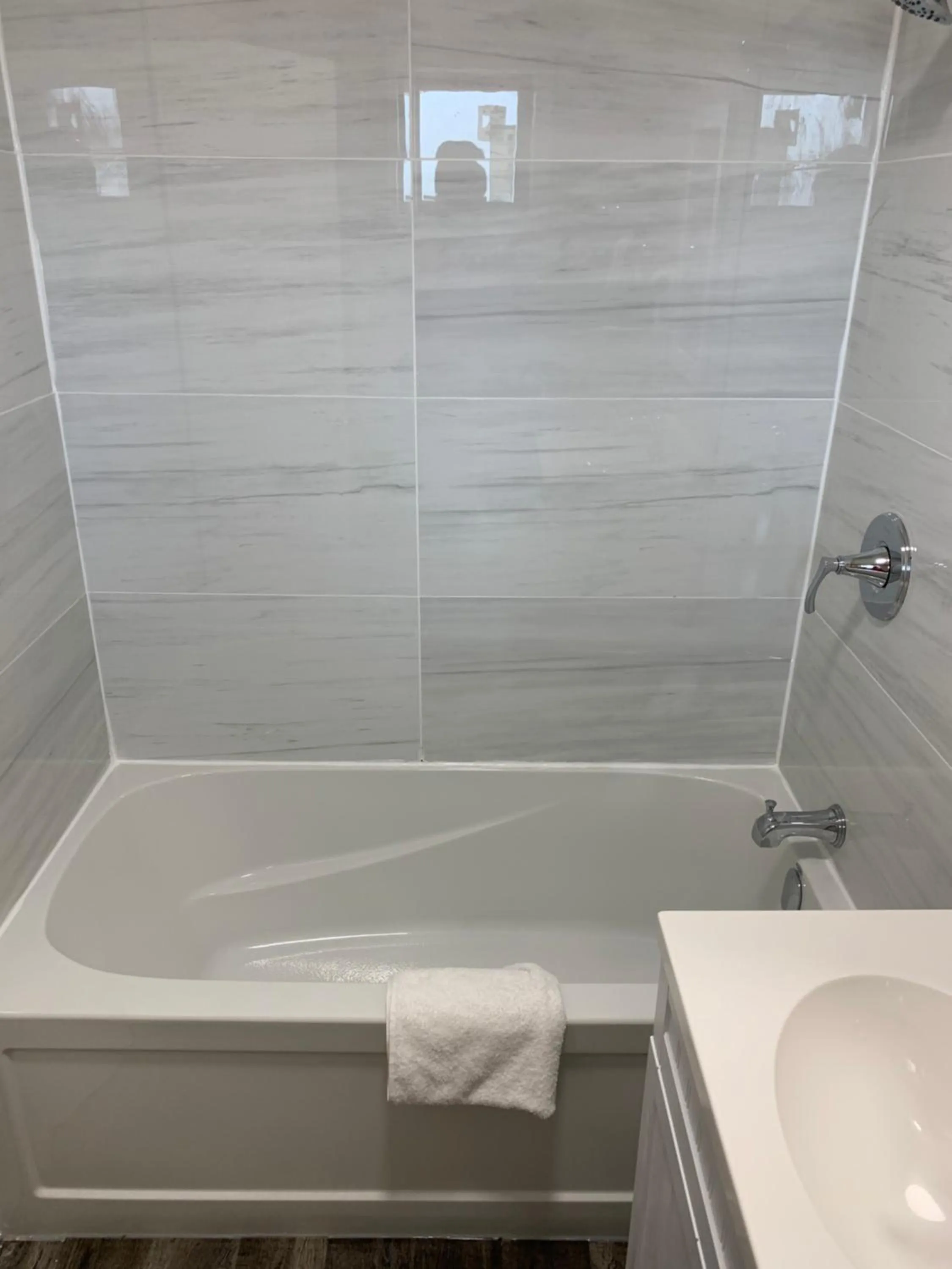 Bathroom in Champlain Motor Inn